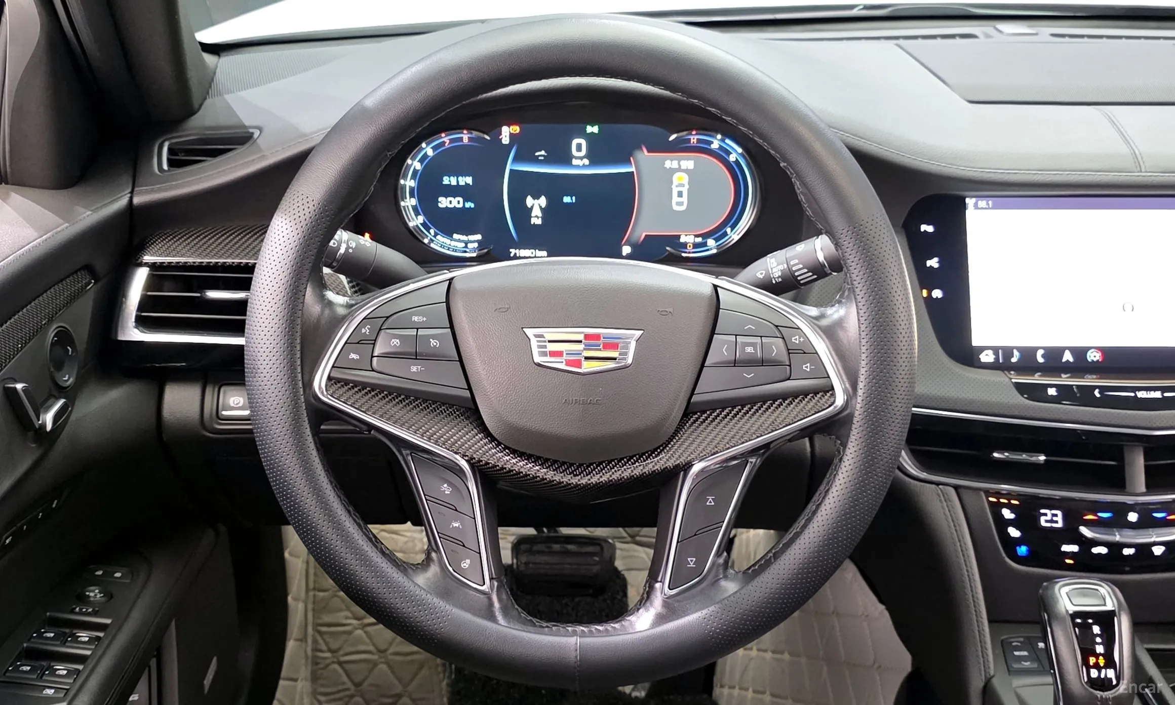 Cadillac CT6 превью 13