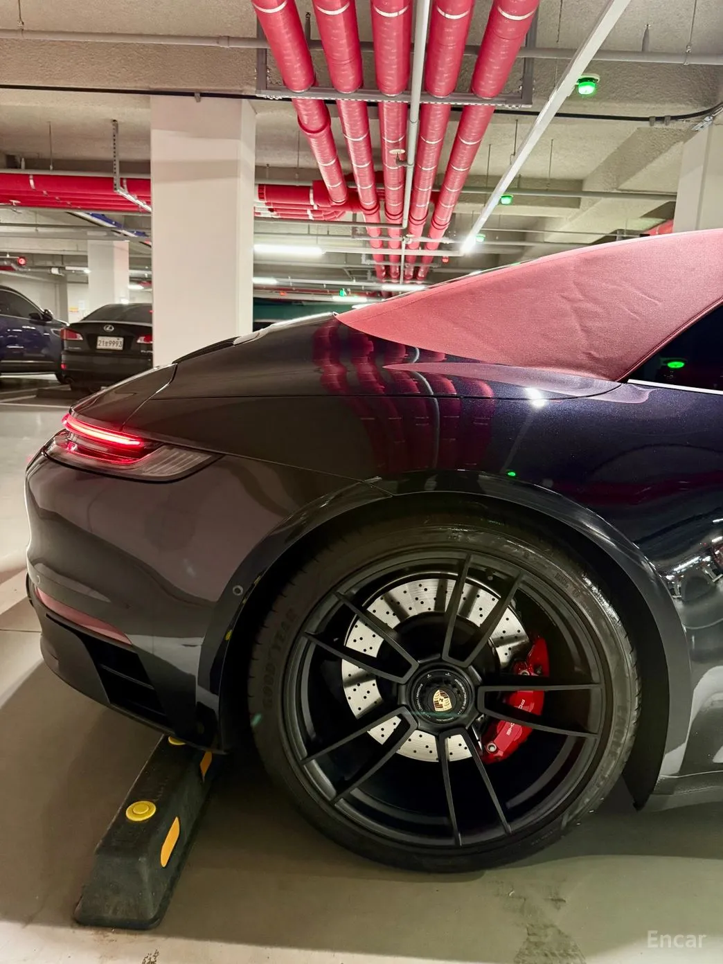 Porsche 911 (992) превью 10