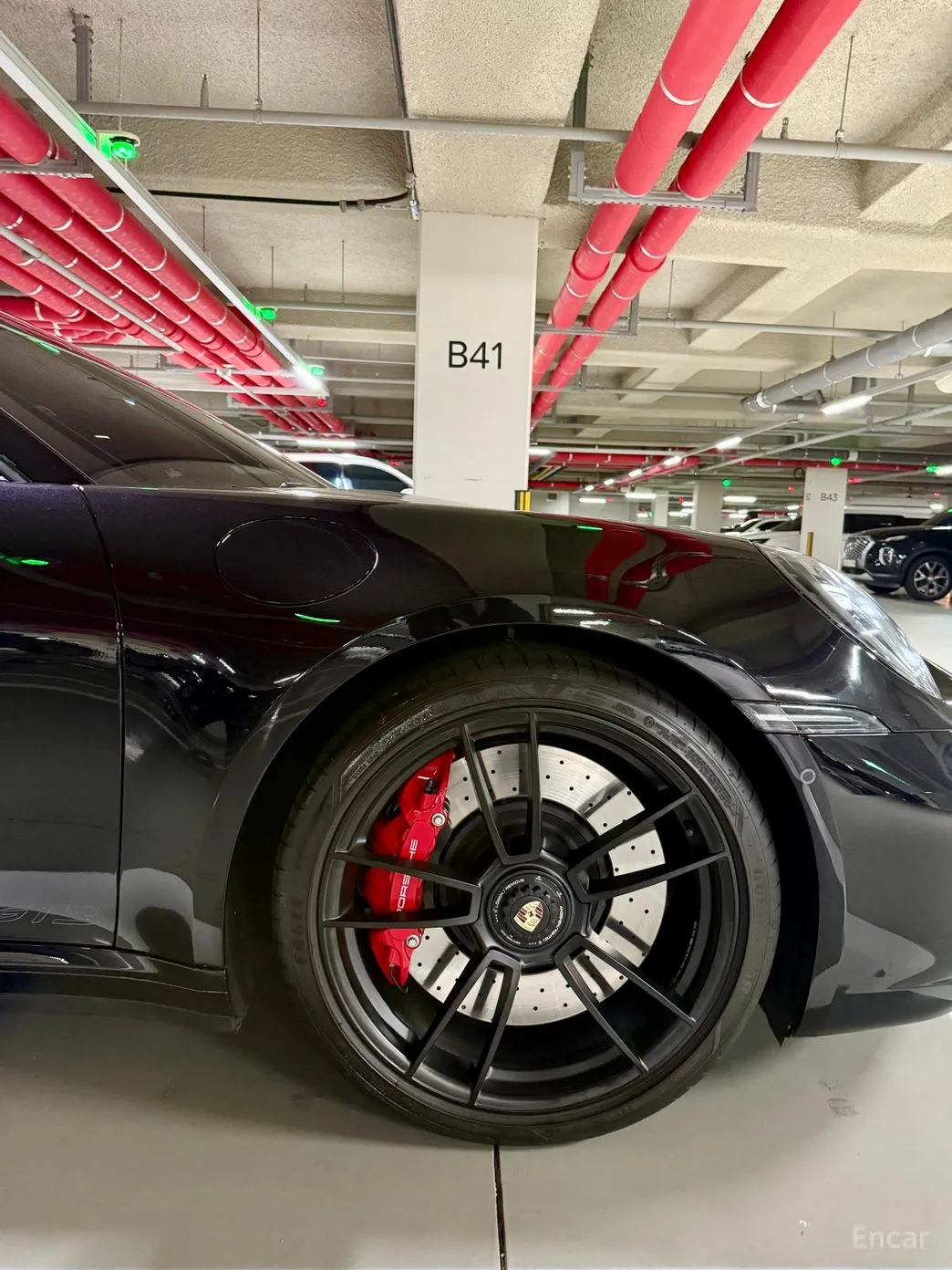 Porsche 911 (992) превью 13