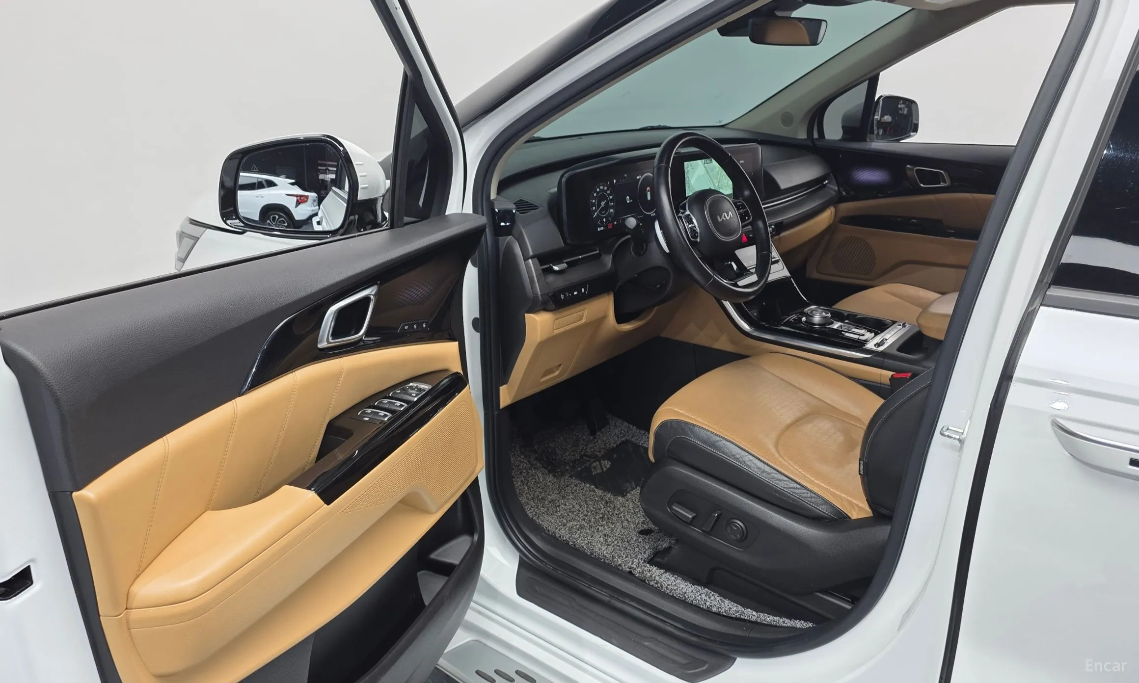 Kia Carnival Gen 4 превью 11
