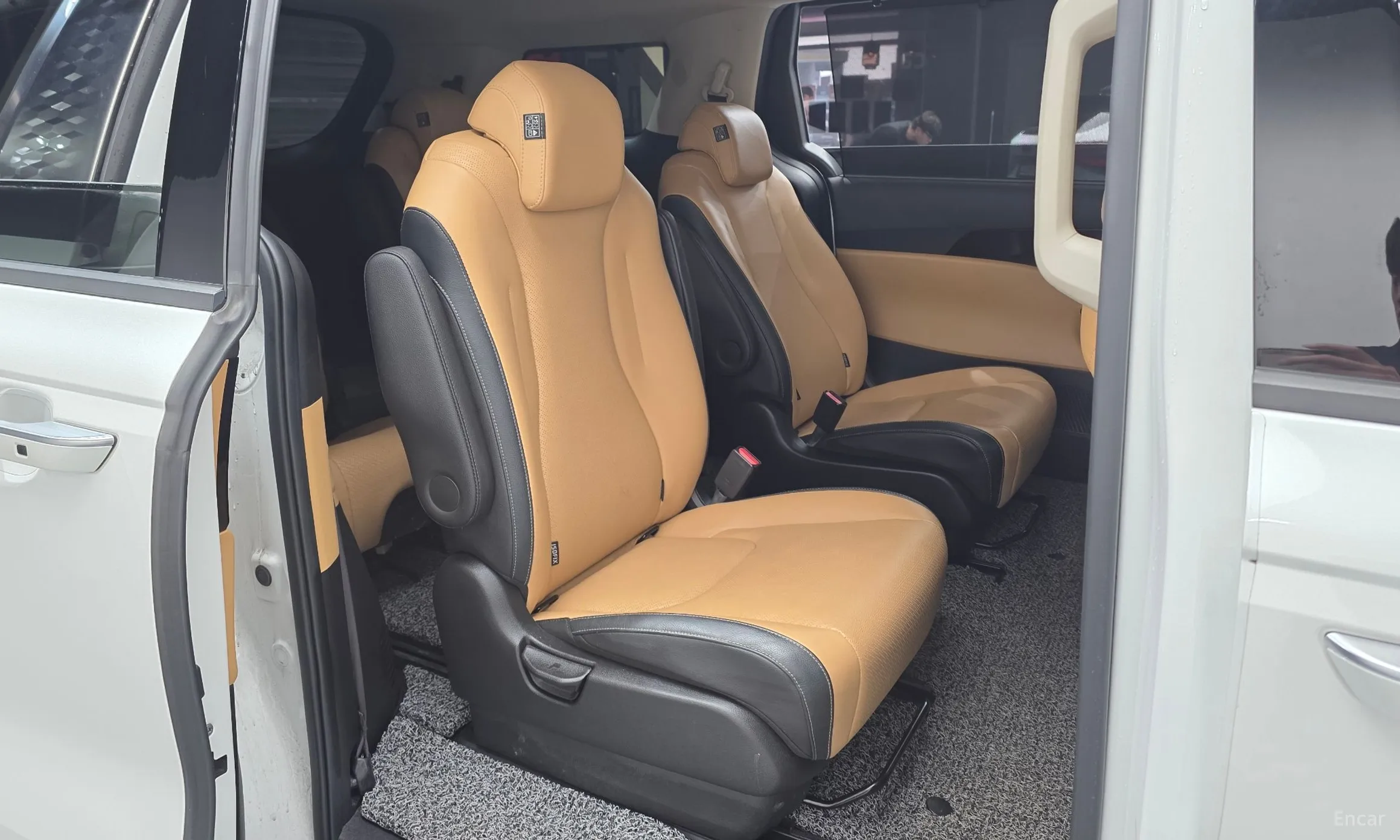 Kia Carnival Gen 4 превью 12