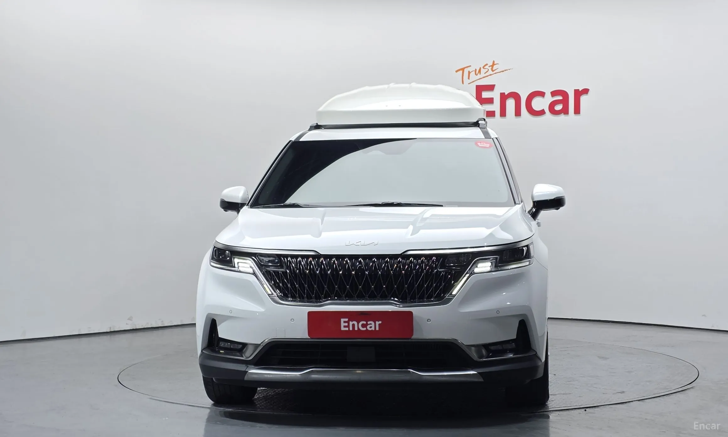 Kia Carnival Gen 4 превью 3