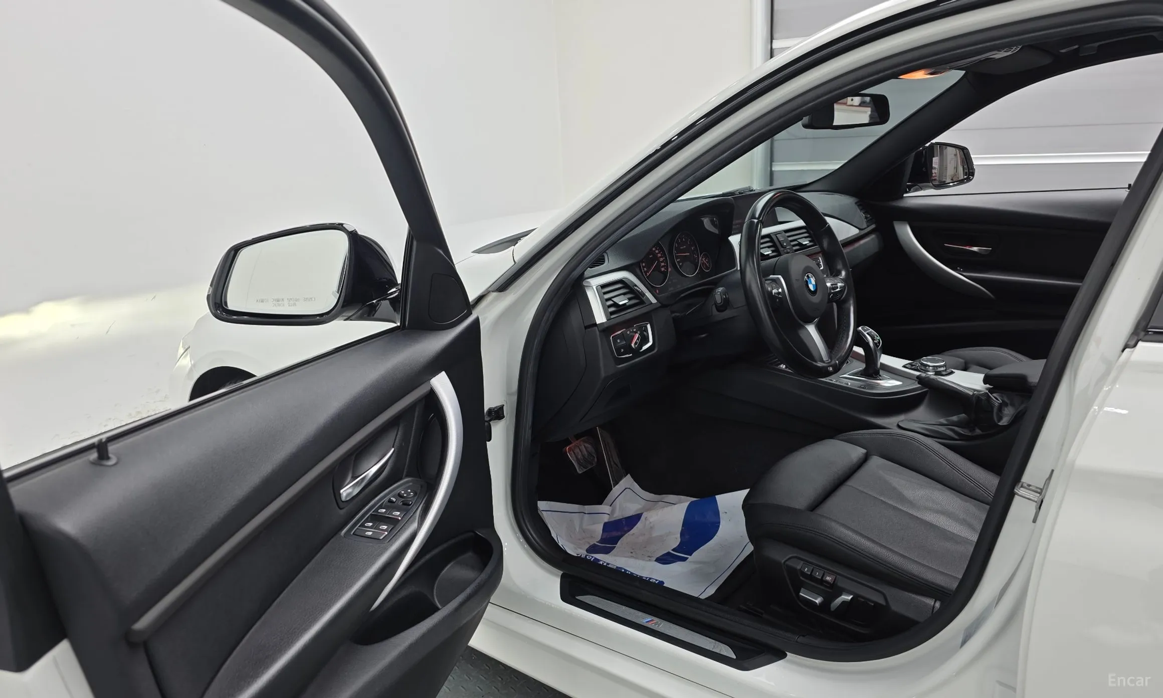 BMW 3 Series (F30) превью 10