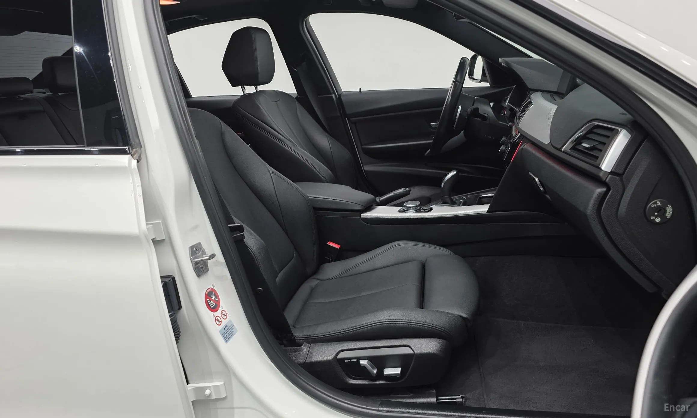 BMW 3 Series (F30) превью 11