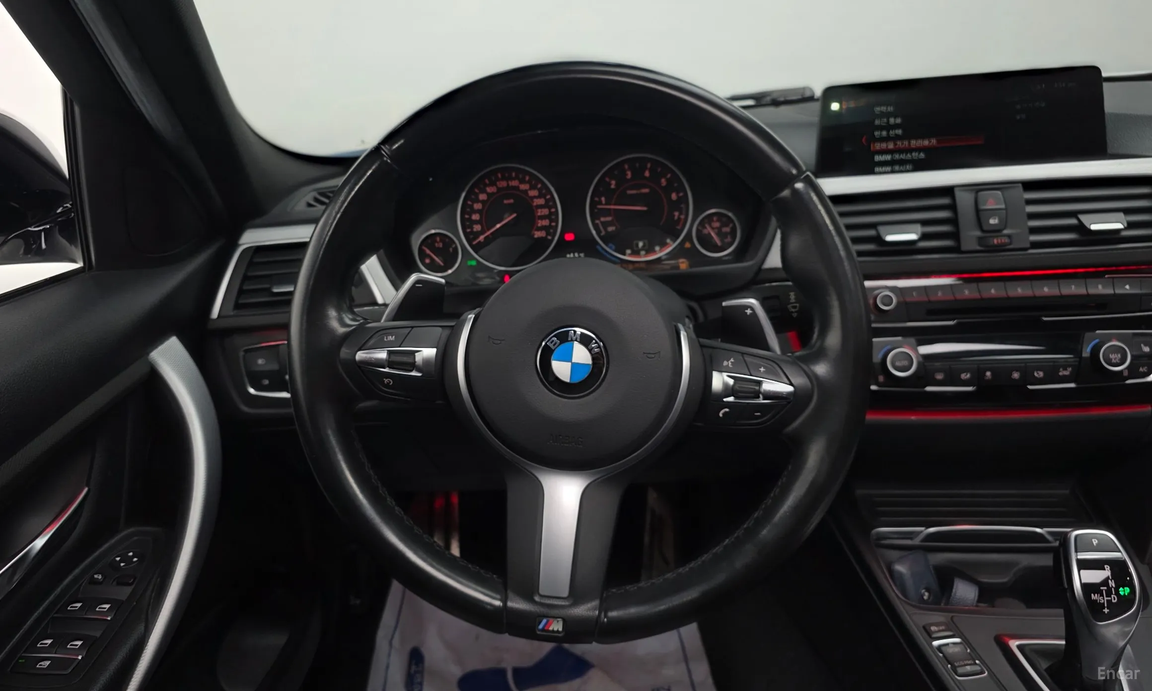 BMW 3 Series (F30) превью 13