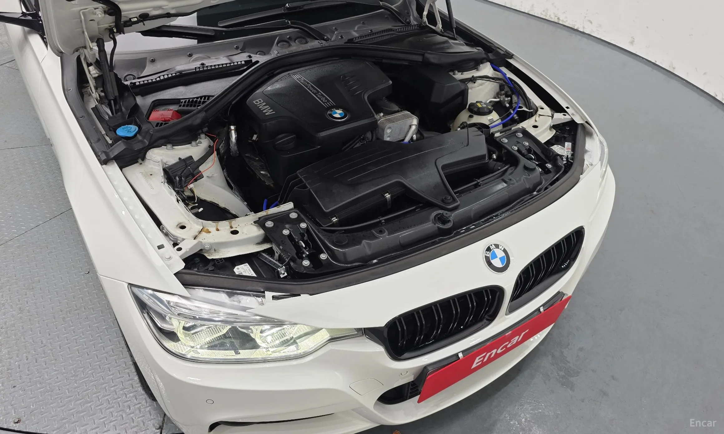 BMW 3 Series (F30) превью 6