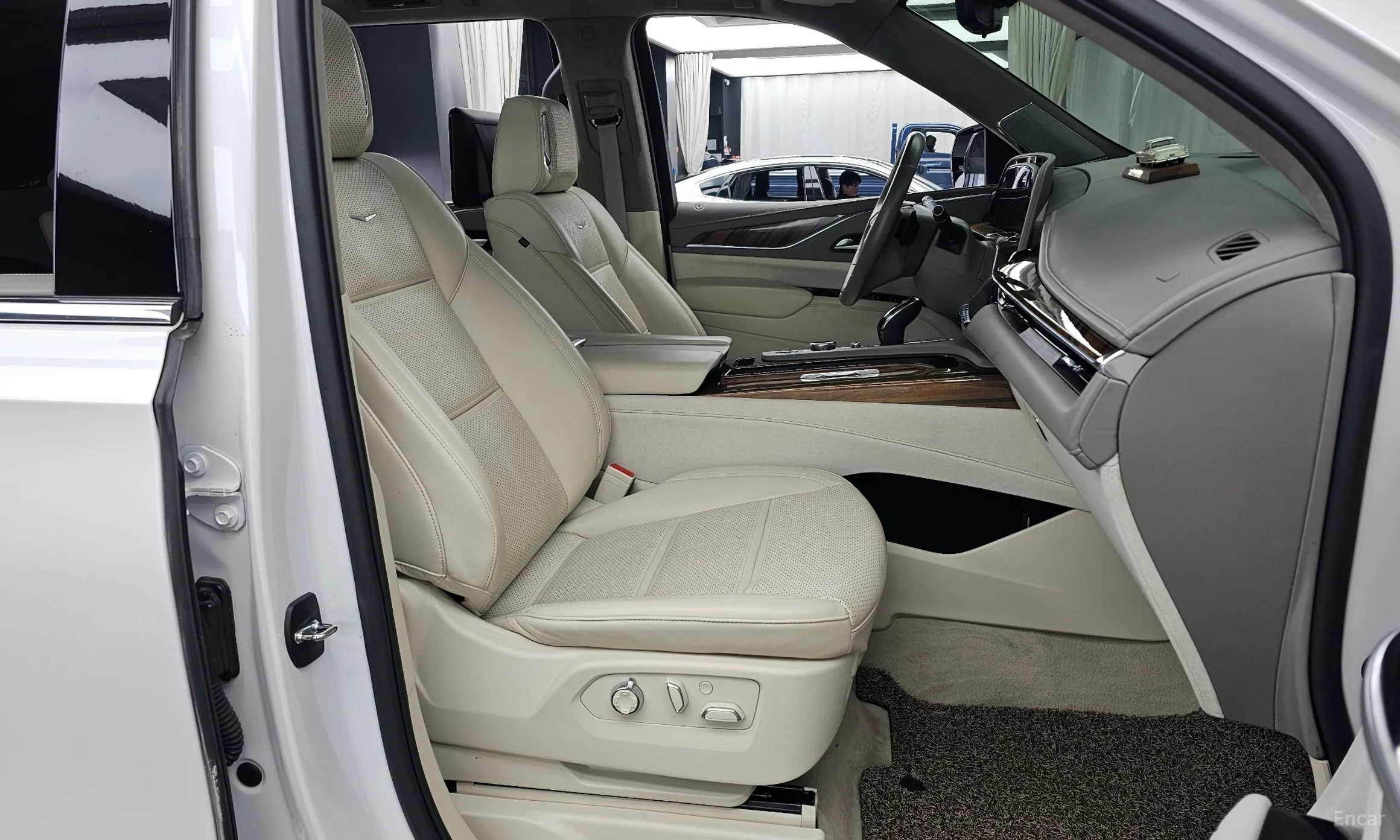 Cadillac Escalade 5th Generation превью 11