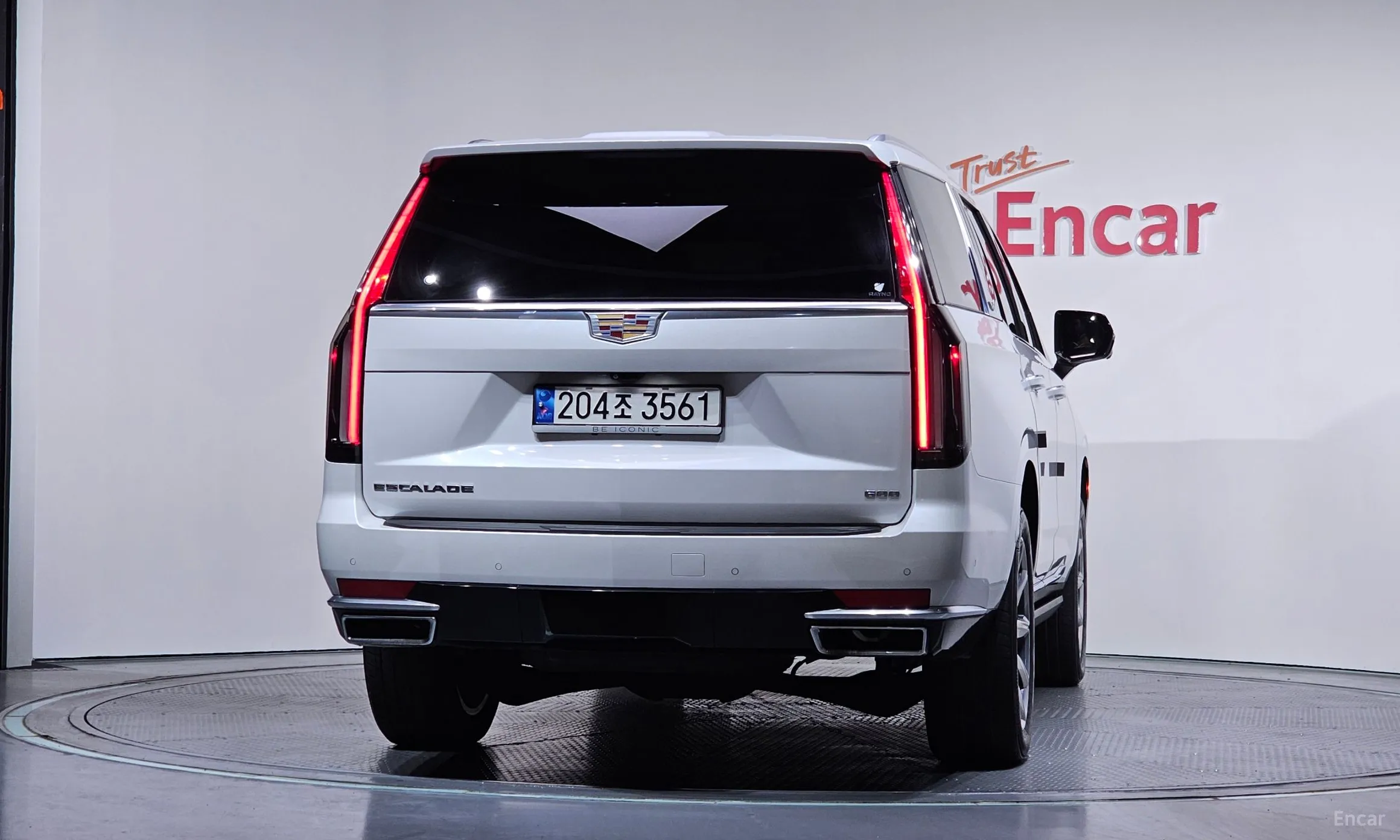 Cadillac Escalade 5th Generation превью 4