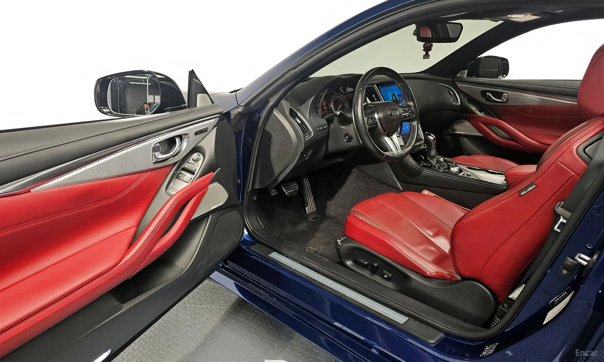 Infiniti Q60 (CV37) превью 10