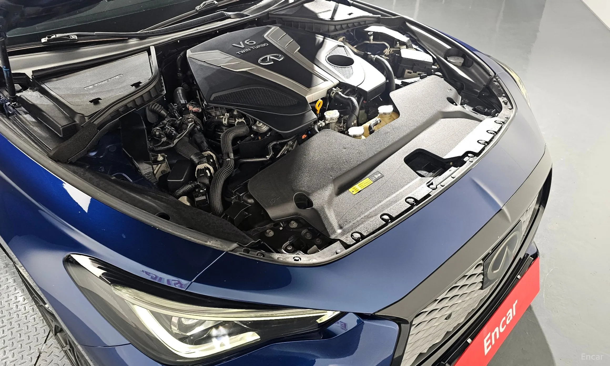 Infiniti Q60 (CV37) превью 6