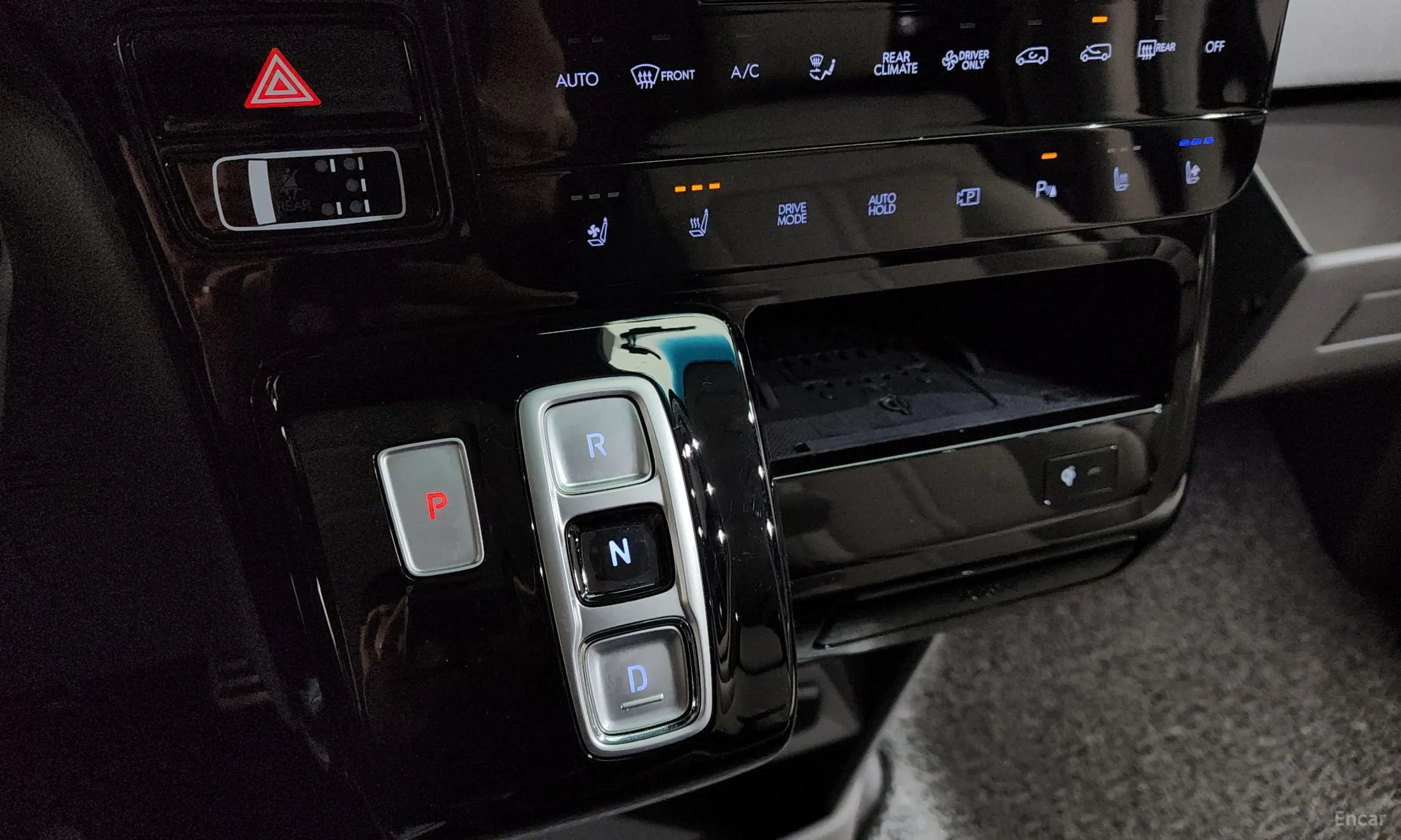 Hyundai Staria превью 9