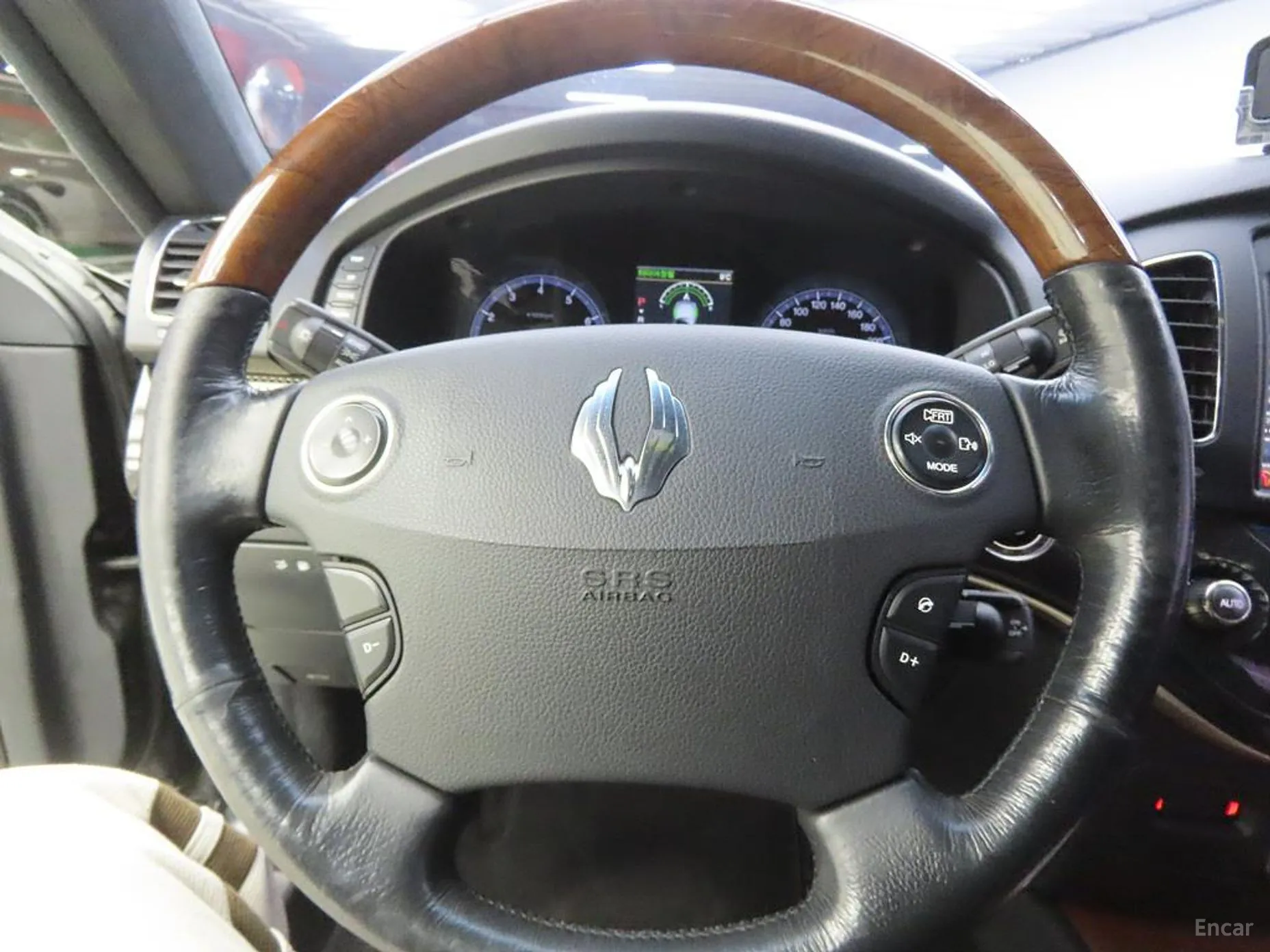KG Mobility (SsangYong) Chairman W превью 7