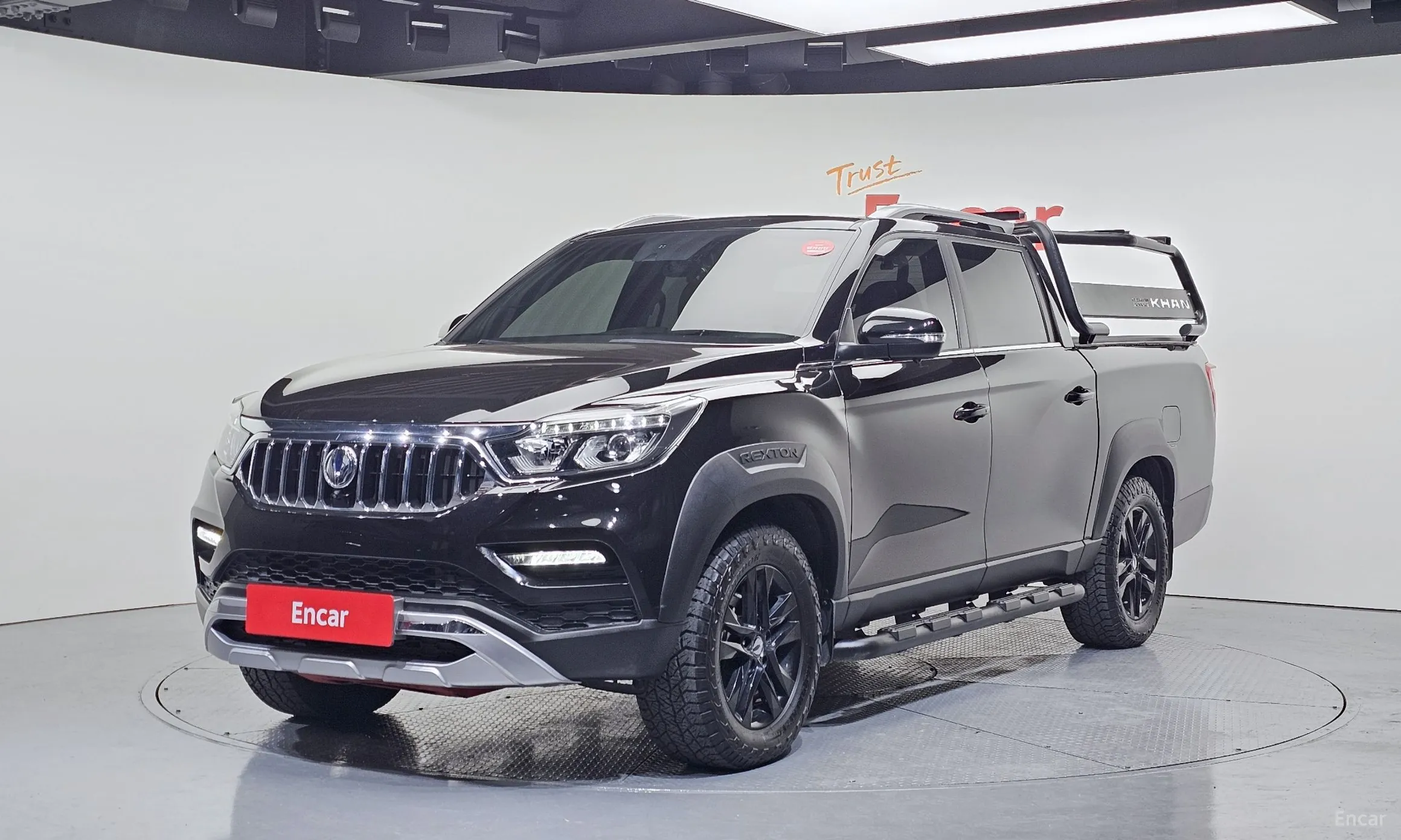 Rexton Sports Khan