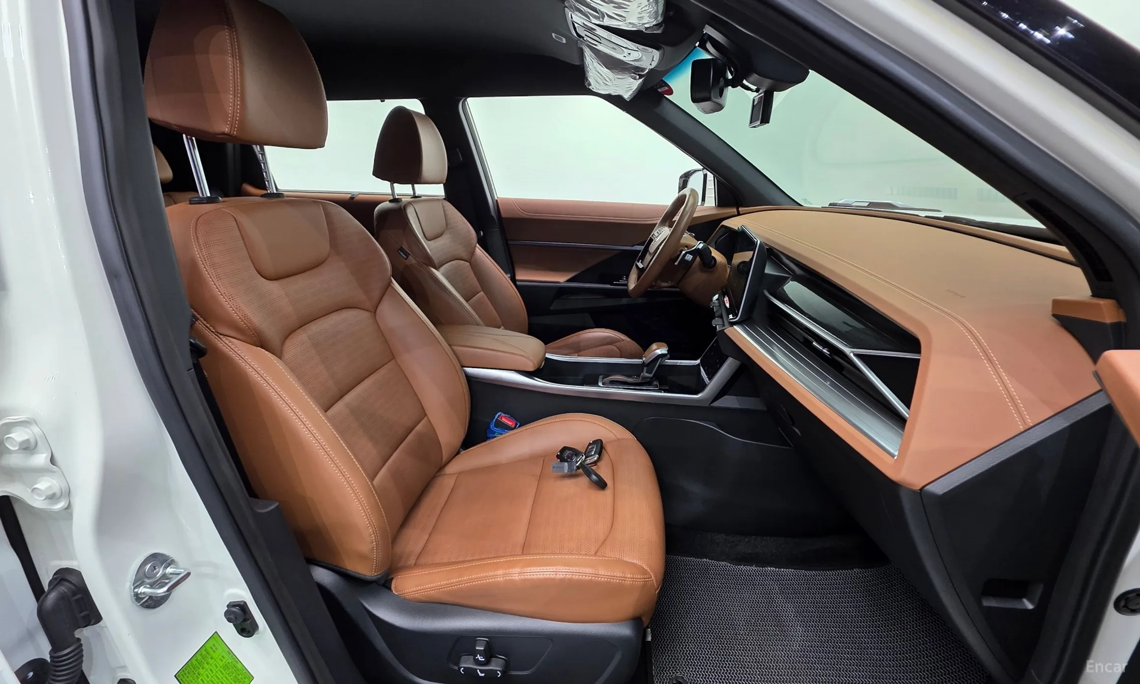 KG Mobility (SsangYong) Torres превью 10