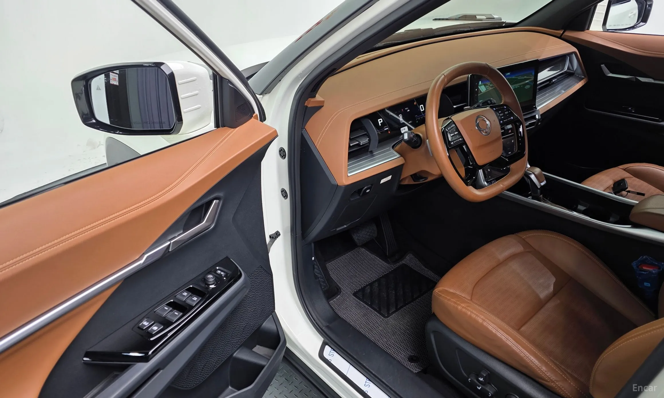 KG Mobility (SsangYong) Torres превью 11