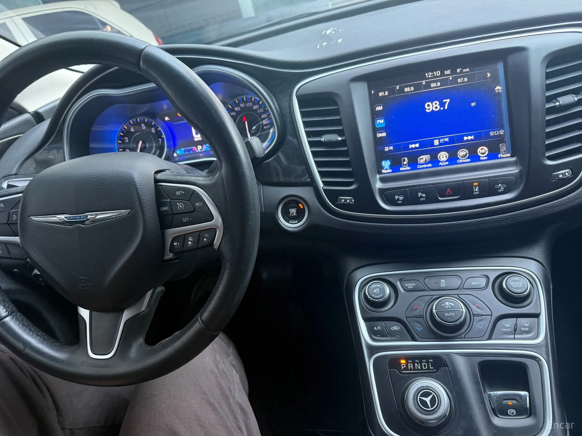 Chrysler 200 Second generation превью 7