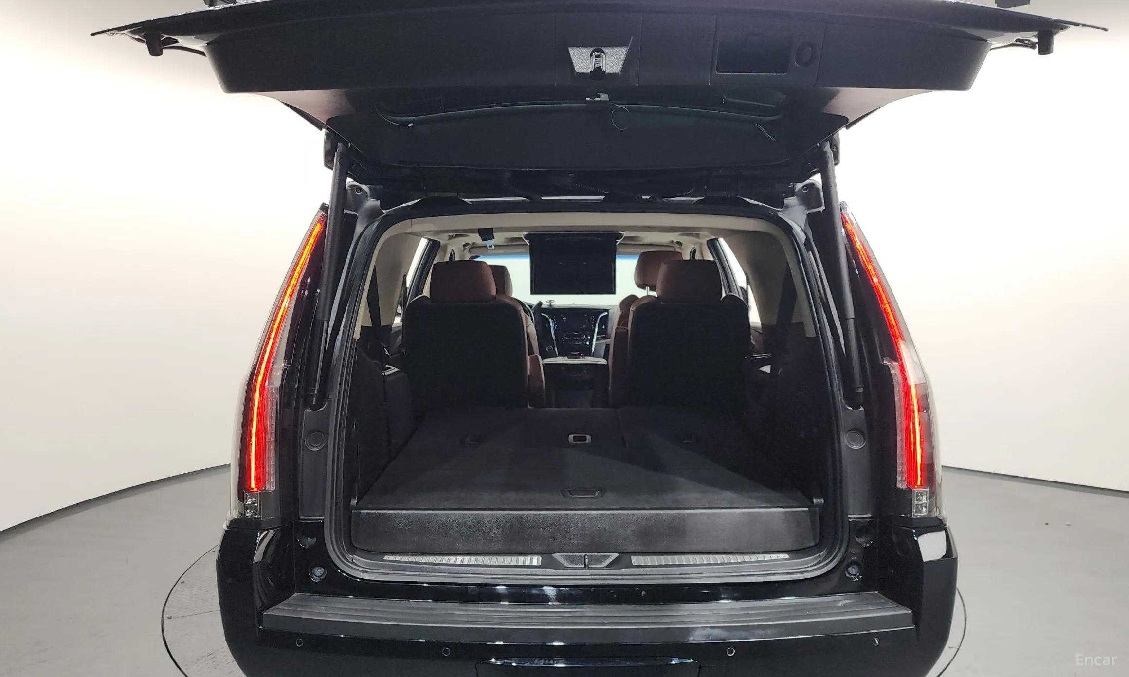 Cadillac Escalade превью 20