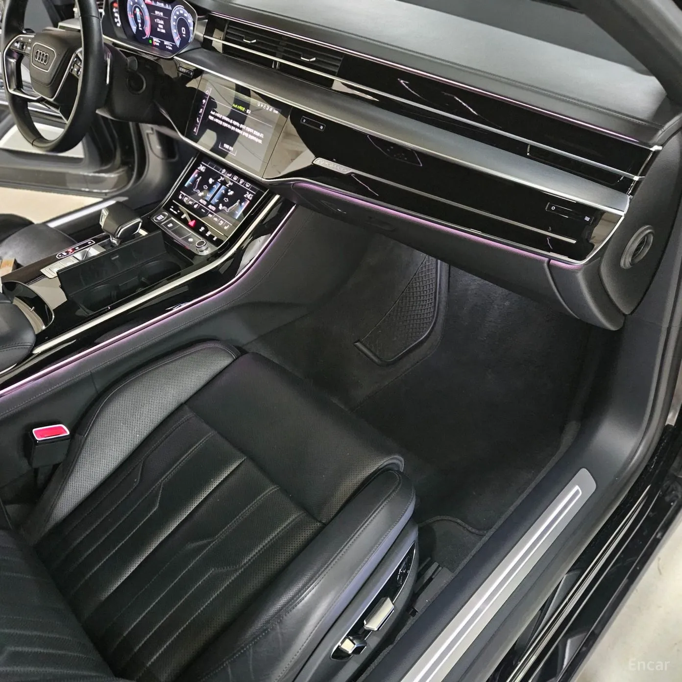 Audi A8 (D5) превью 11