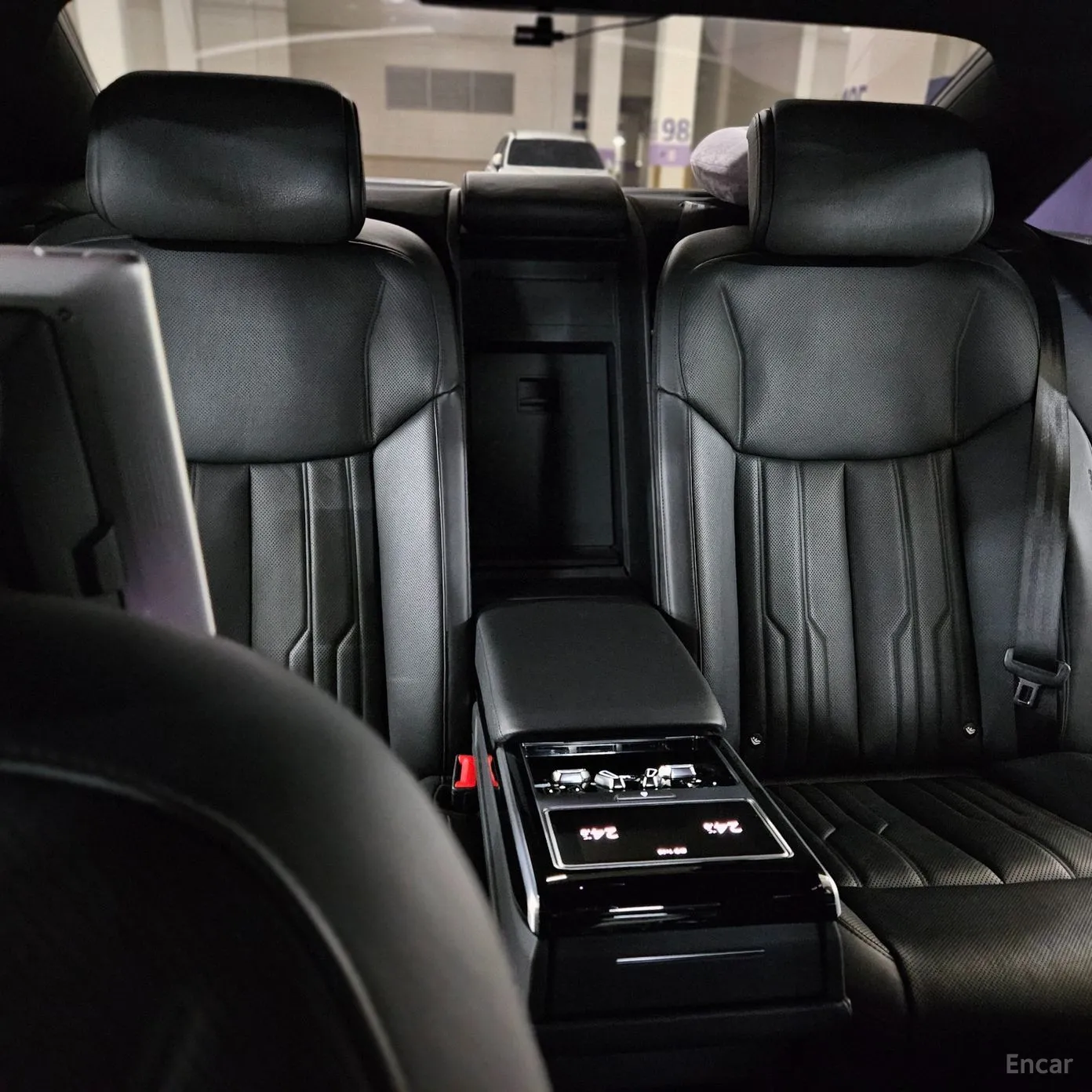 Audi A8 (D5) превью 13