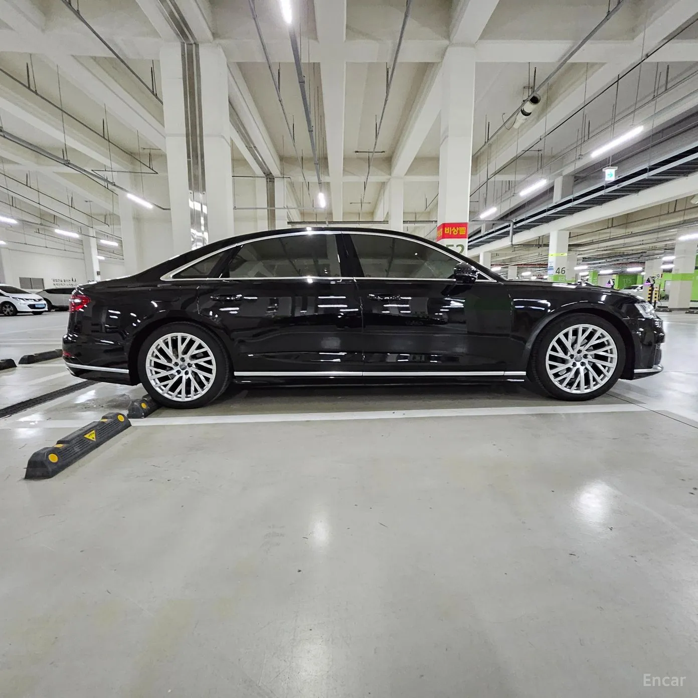 Audi A8 (D5) превью 6