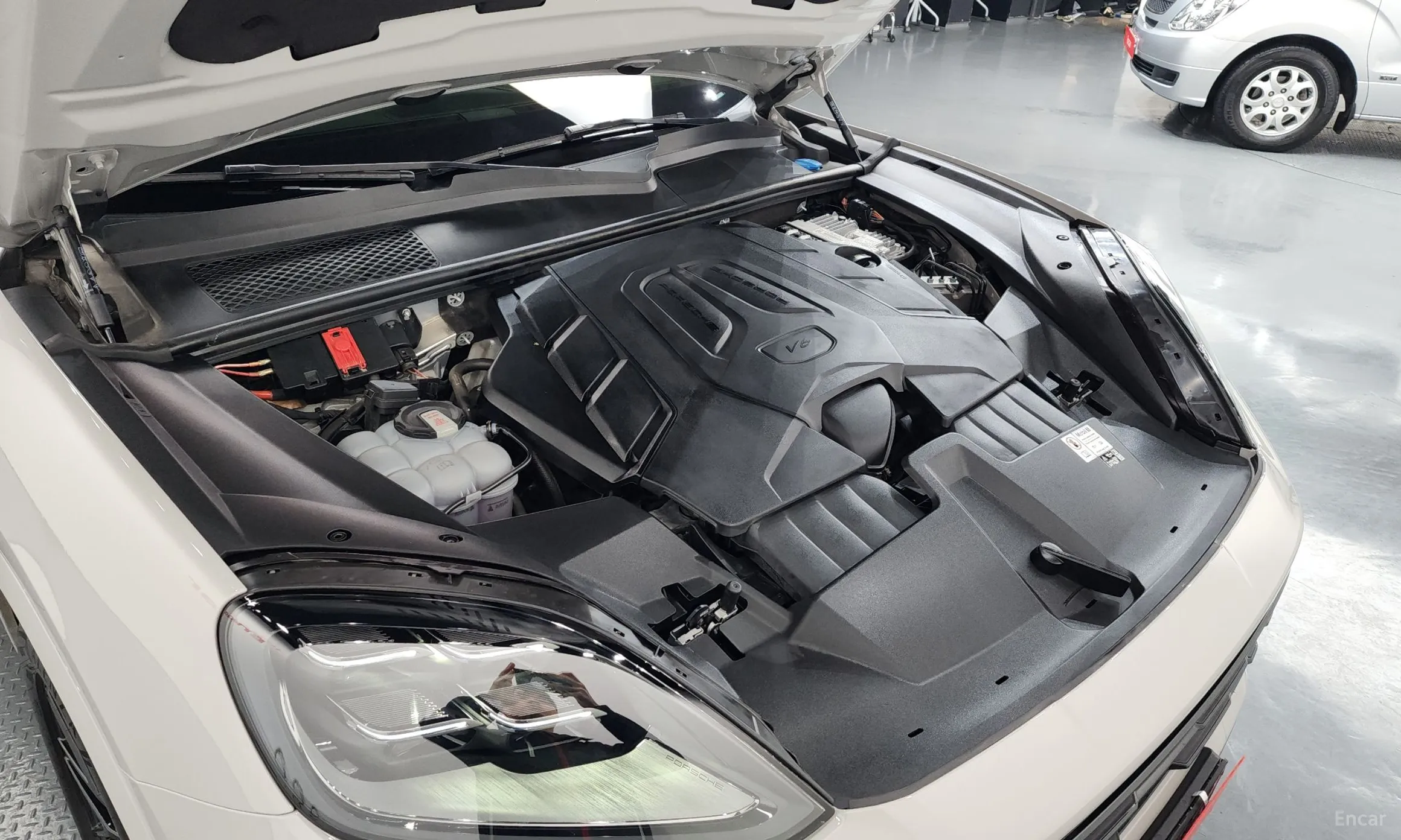 Porsche Cayenne (PO536) превью 6