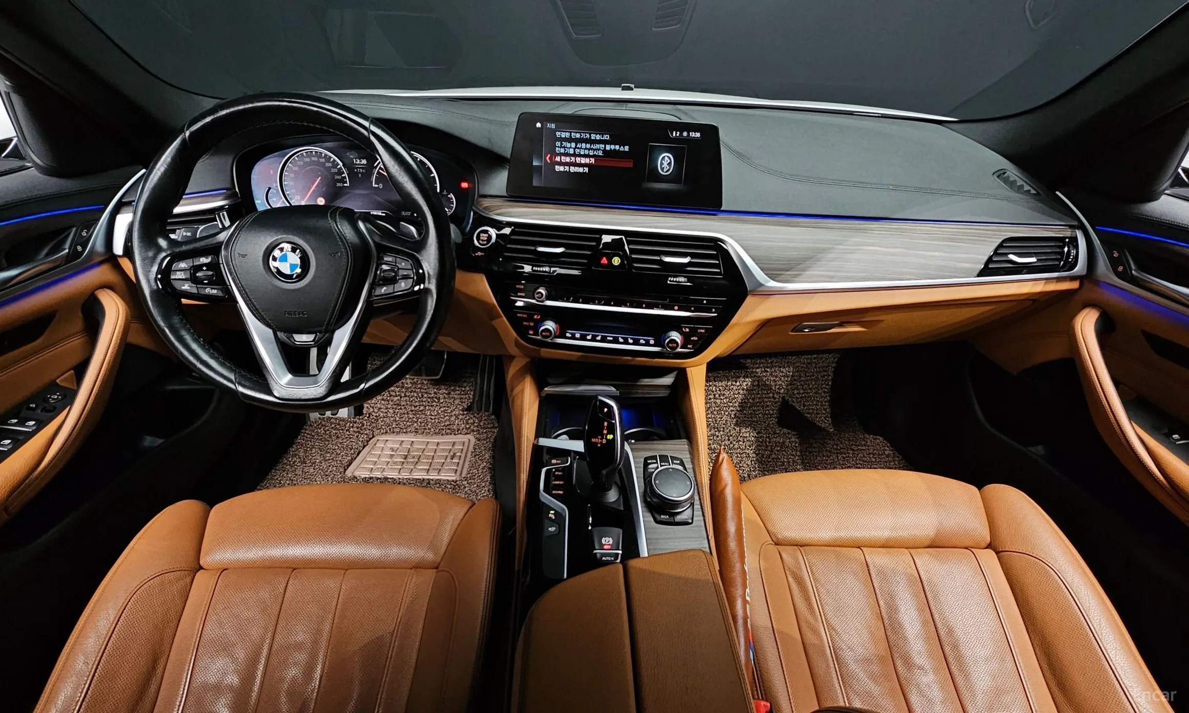 BMW 5 Series (G30) превью 7