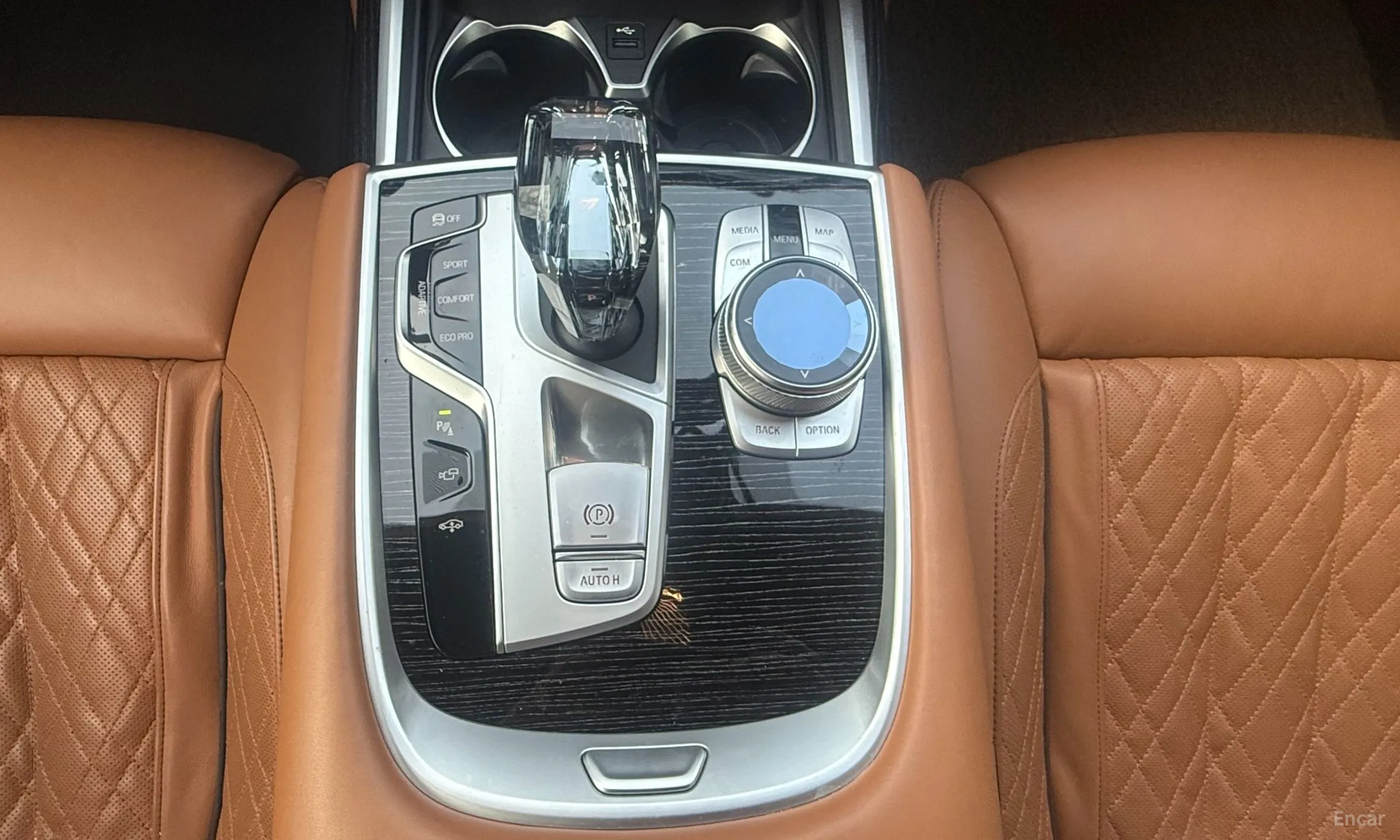 BMW 7 Series (G11) превью 9