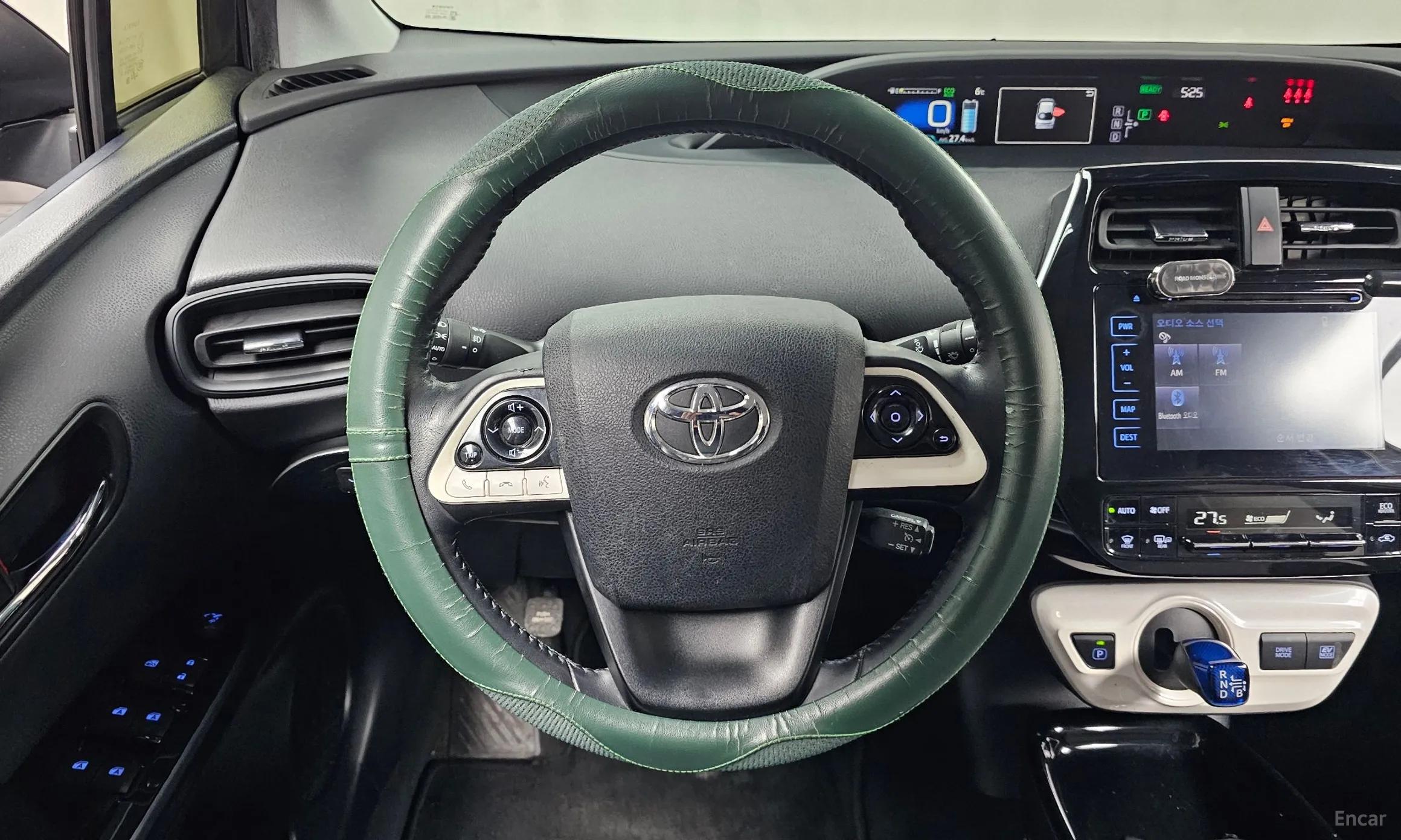Toyota Prius 4th Generation превью 13
