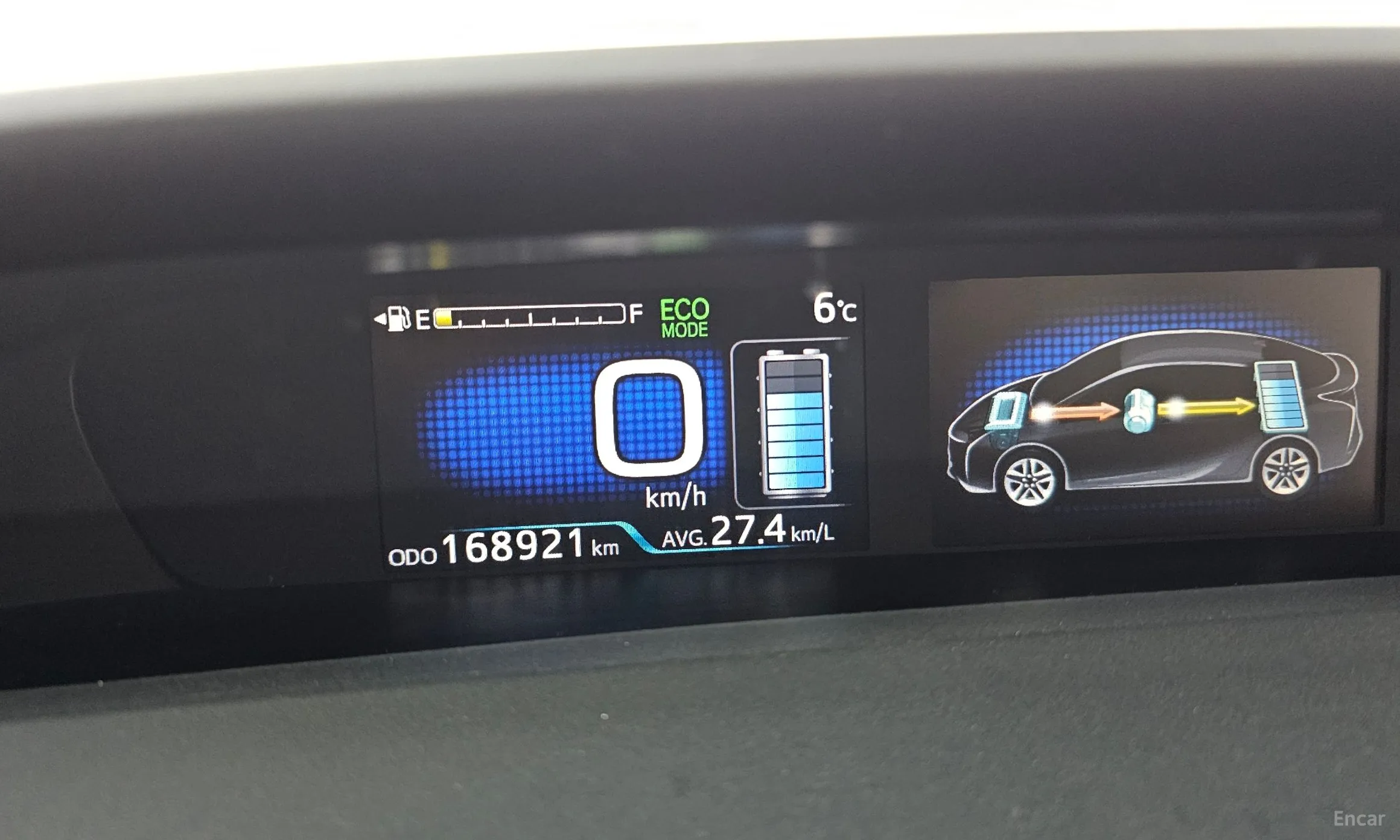 Toyota Prius 4th Generation превью 8