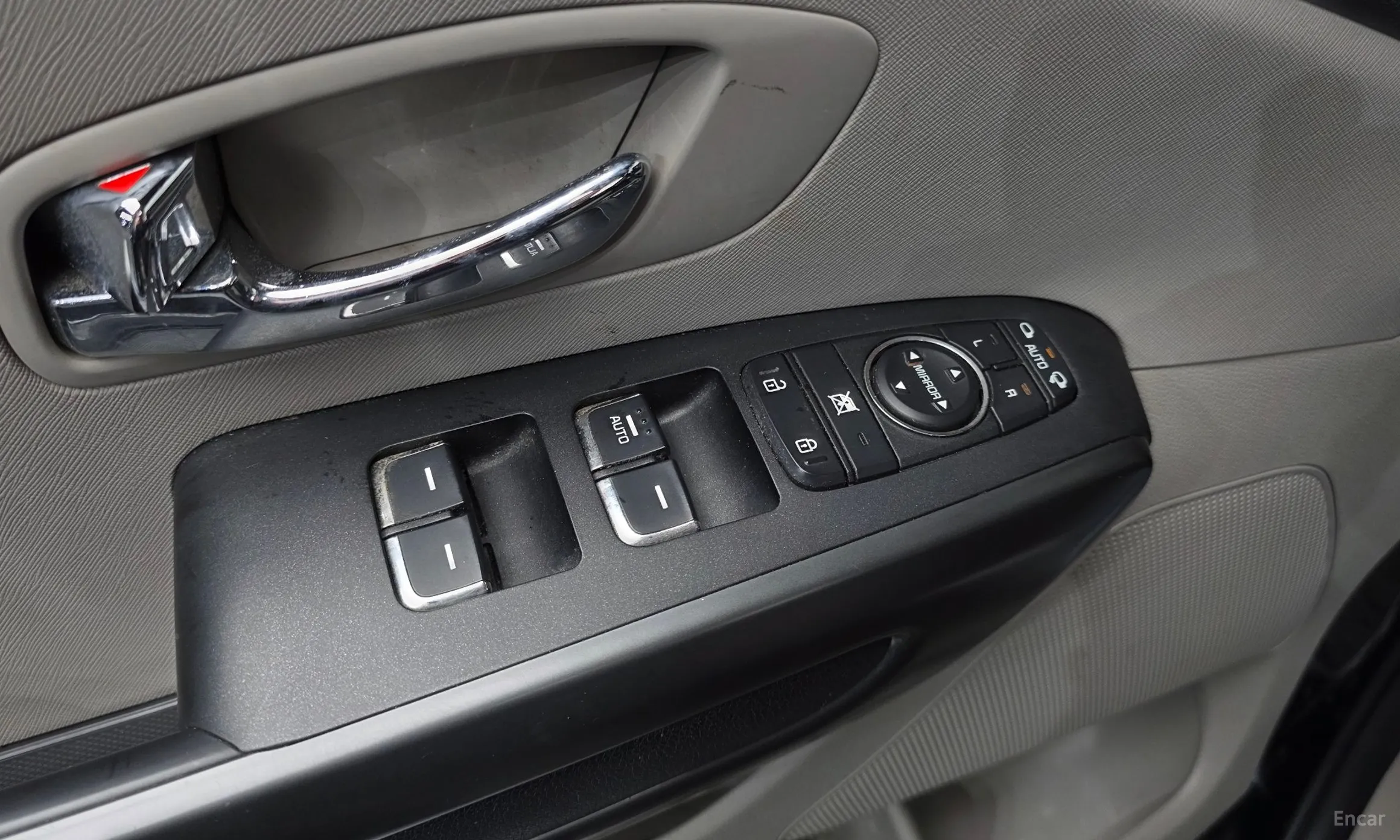 Kia Carnival превью 17