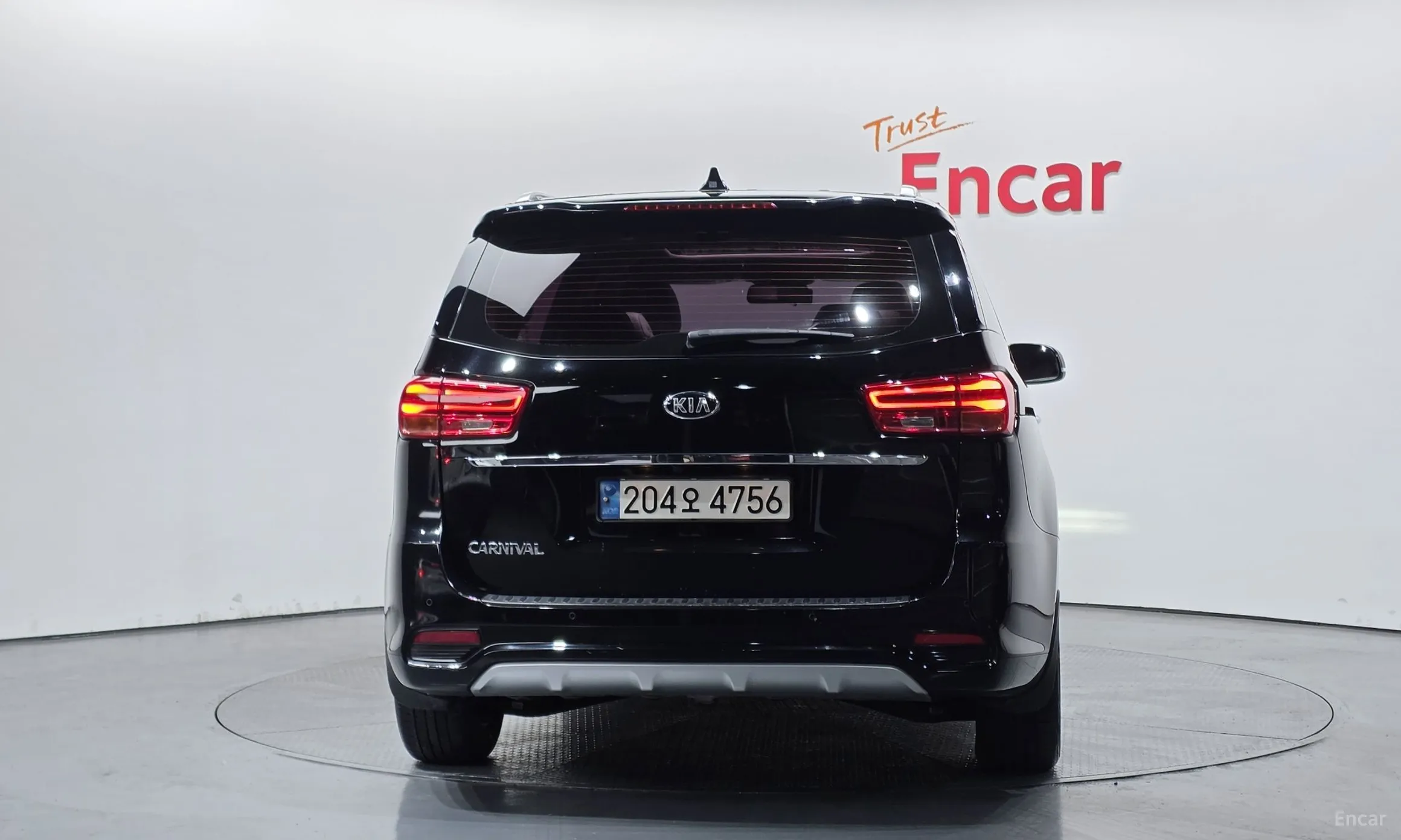 Kia Carnival превью 4