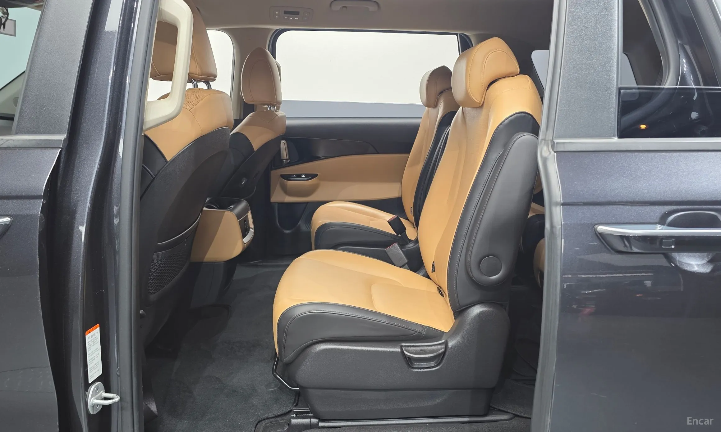 Kia Carnival Gen 4 превью 12