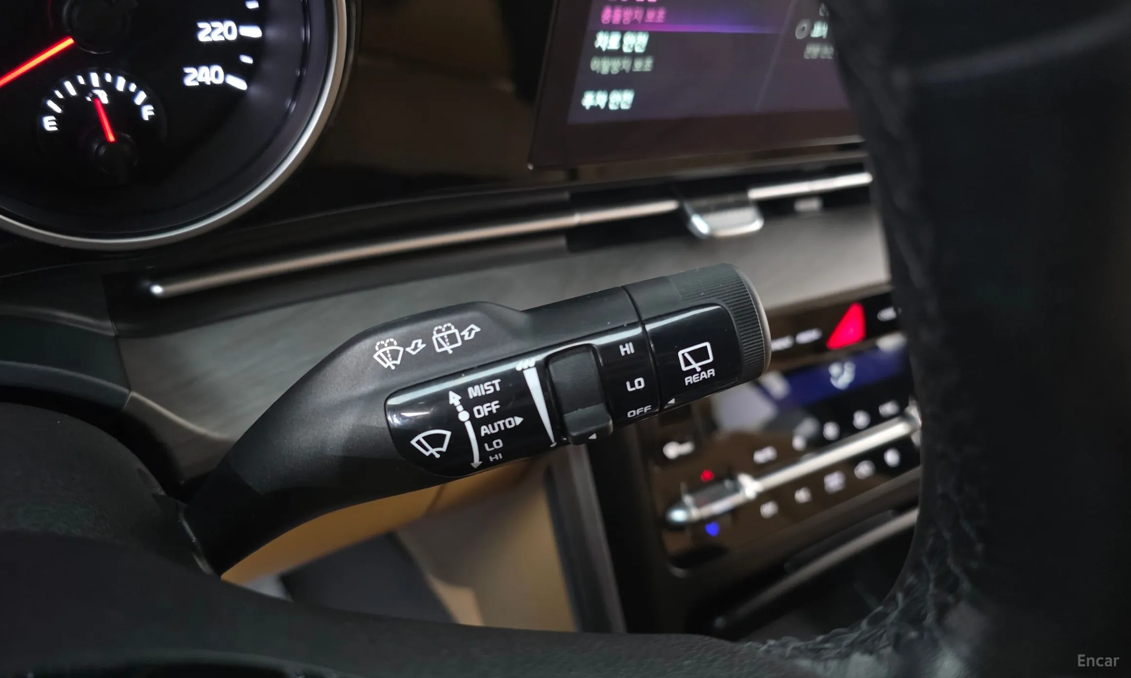 Kia Carnival Gen 4 превью 16