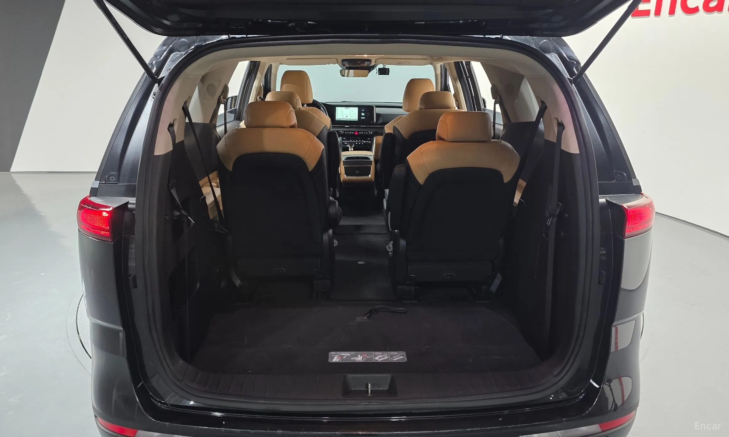 Kia Carnival Gen 4 превью 20
