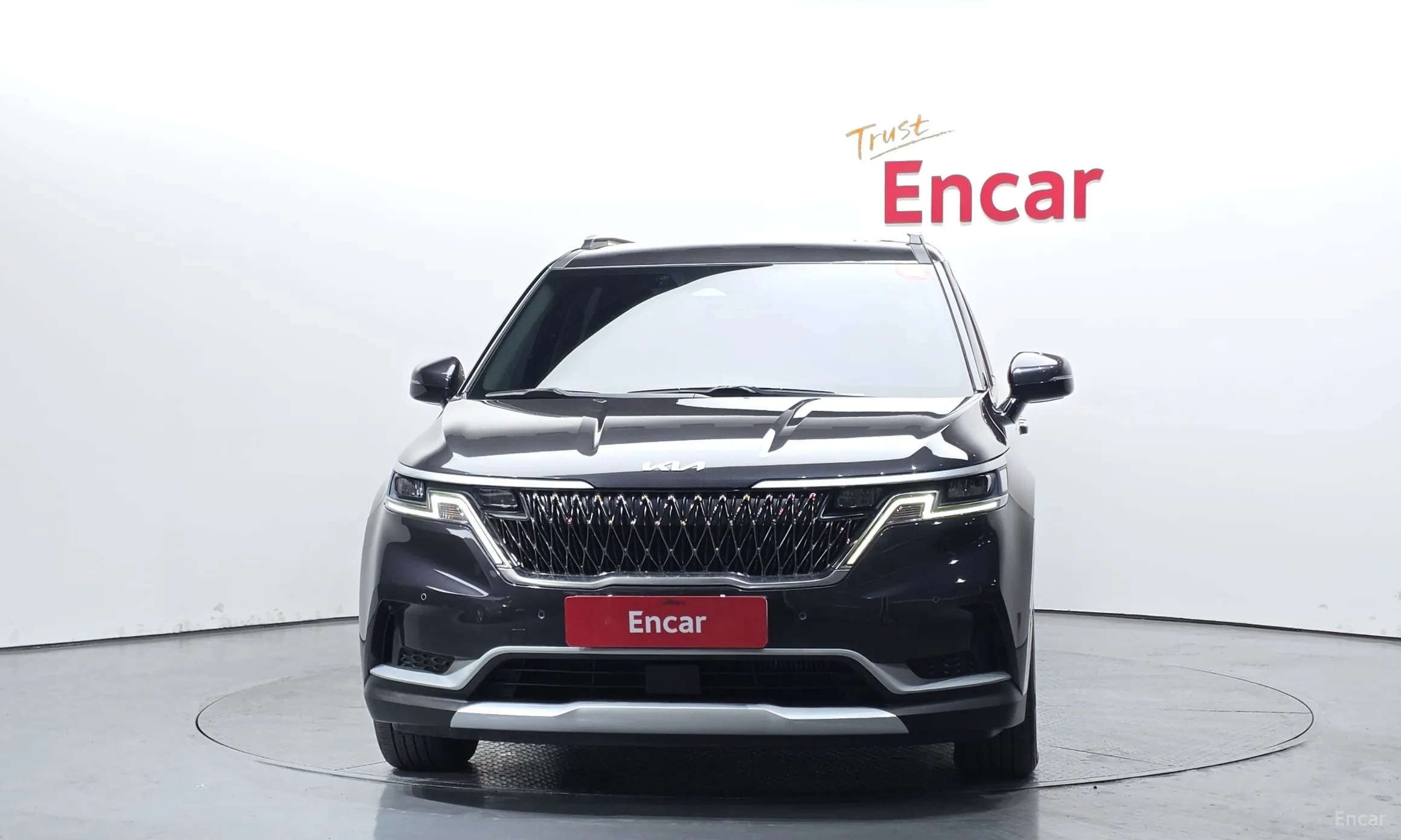 Kia Carnival Gen 4 превью 3