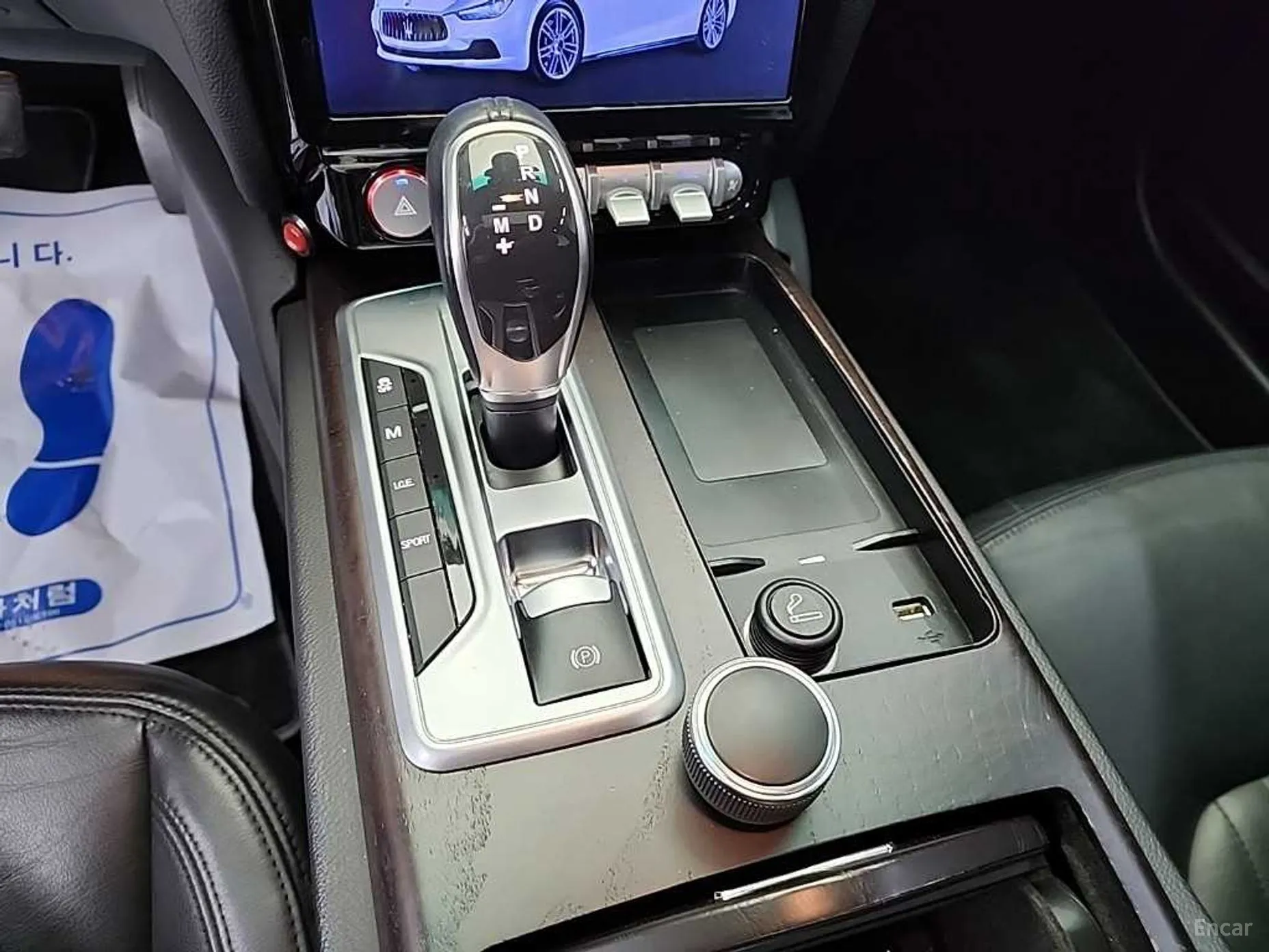 Maserati Ghibli превью 9