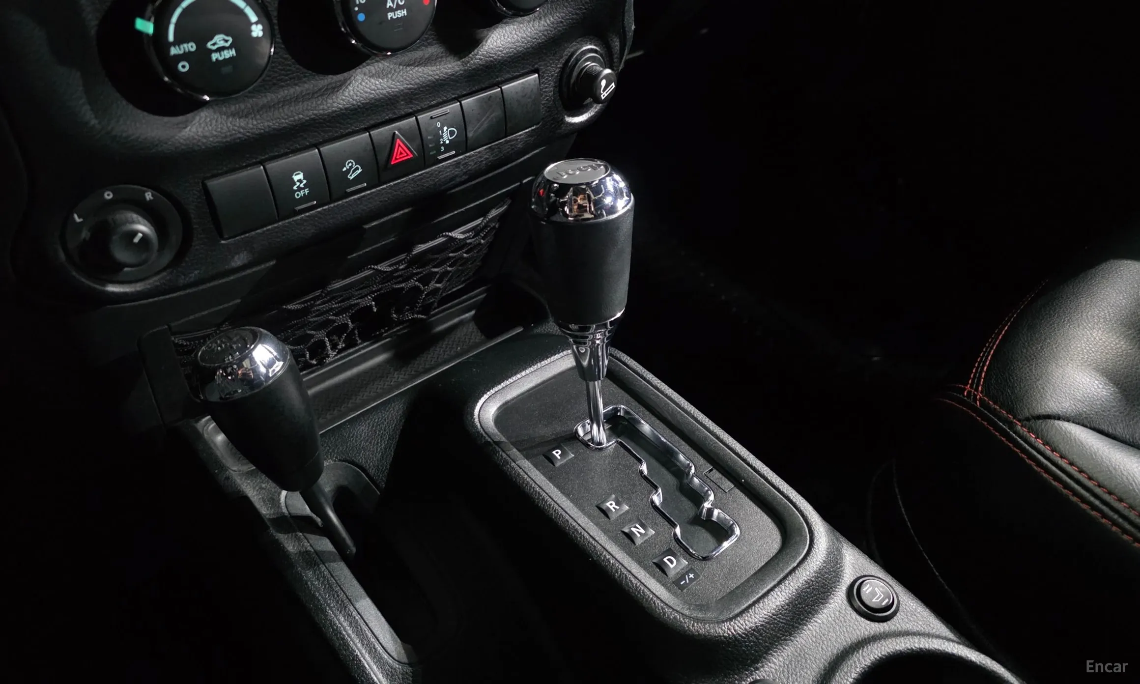 Jeep Wrangler (JK) превью 9