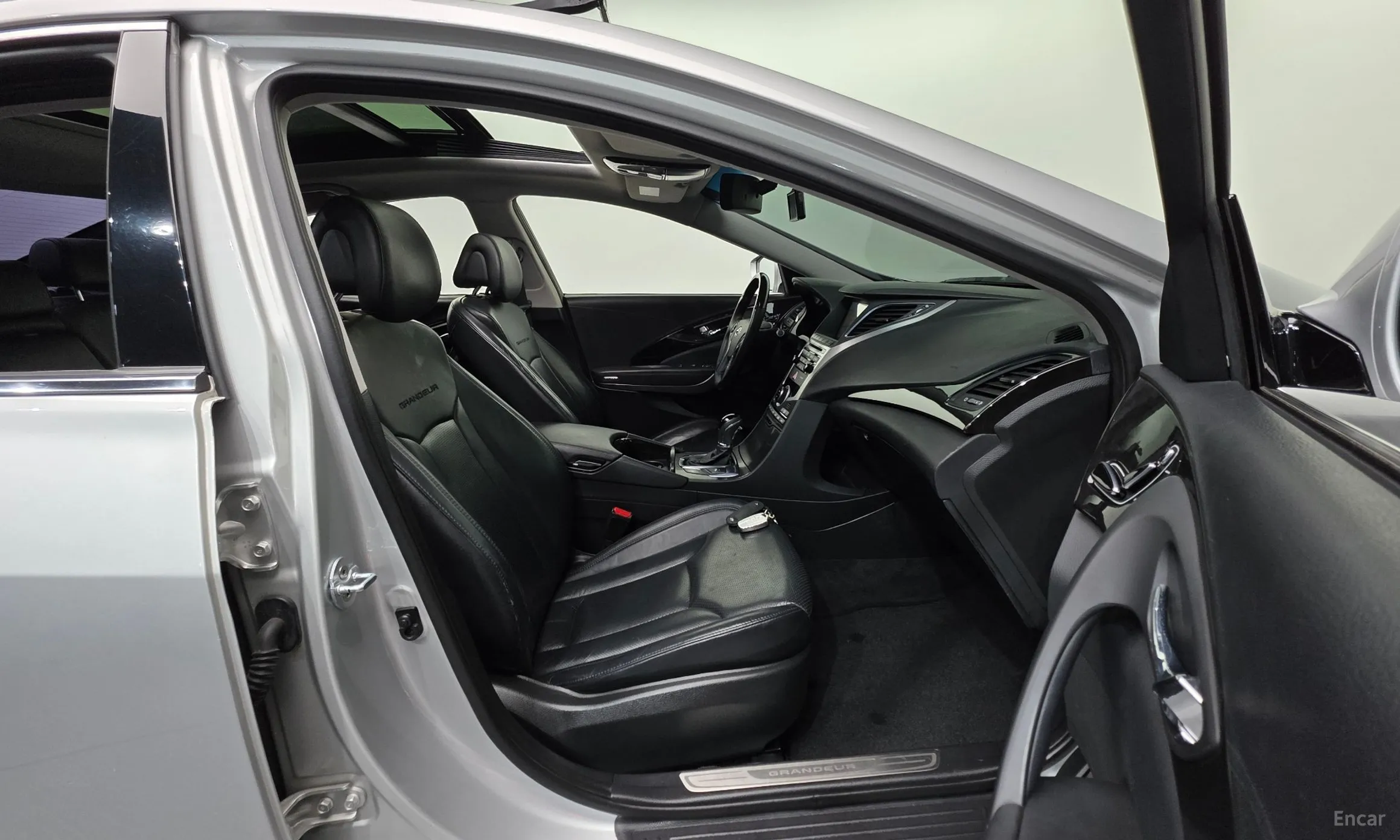 Hyundai Grandeur HG превью 10