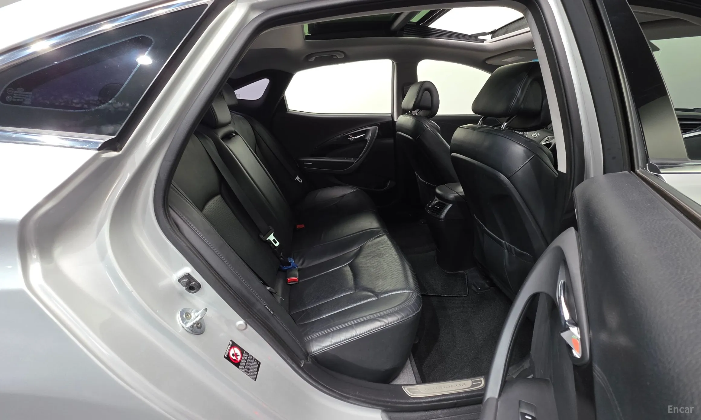Hyundai Grandeur HG превью 19