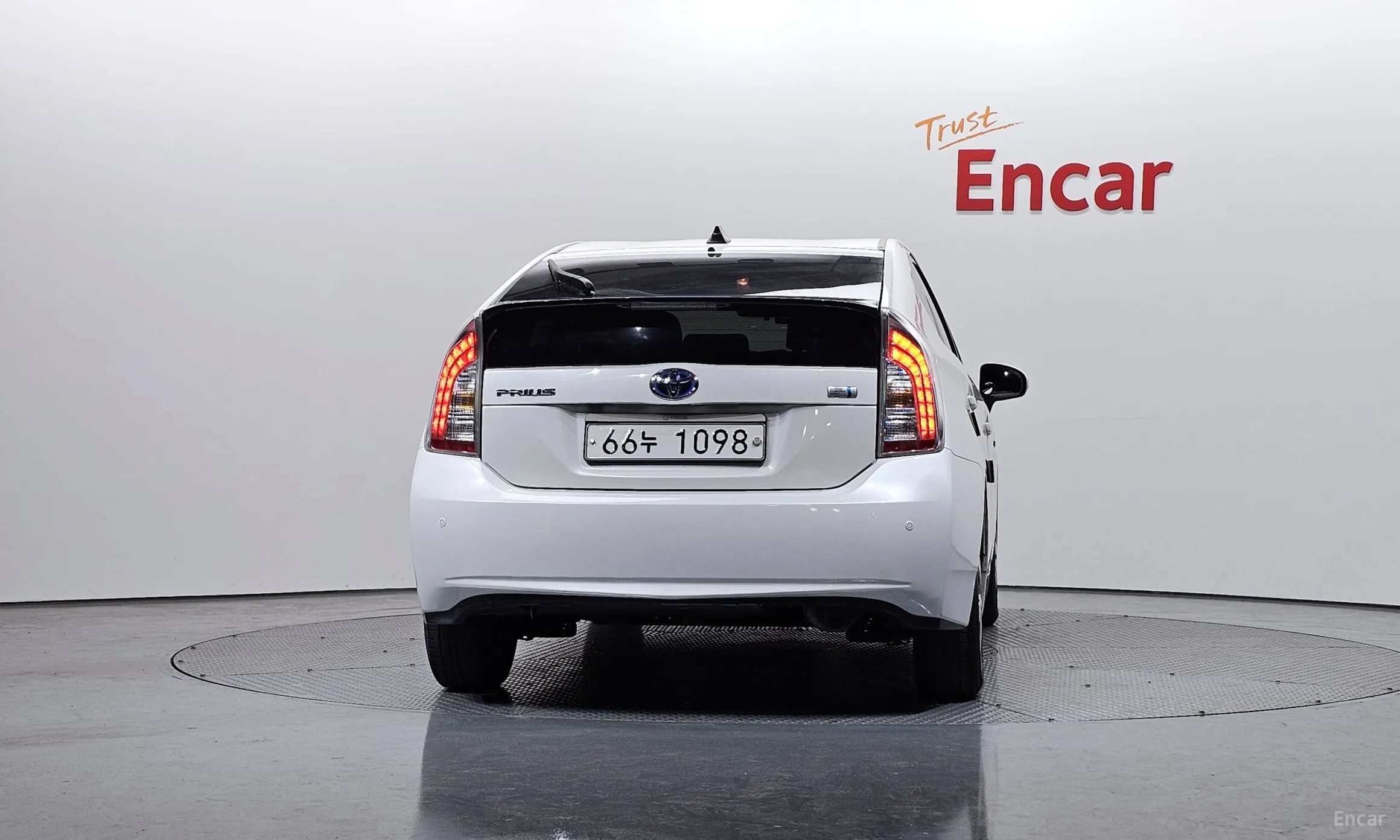 Toyota Toyota Prius превью 4