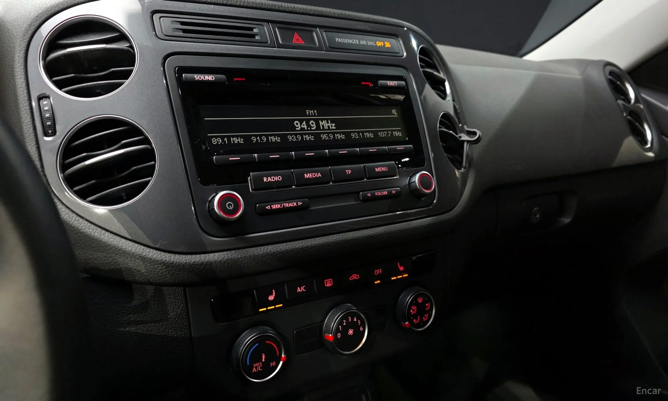 Volkswagen New Tiguan превью 14