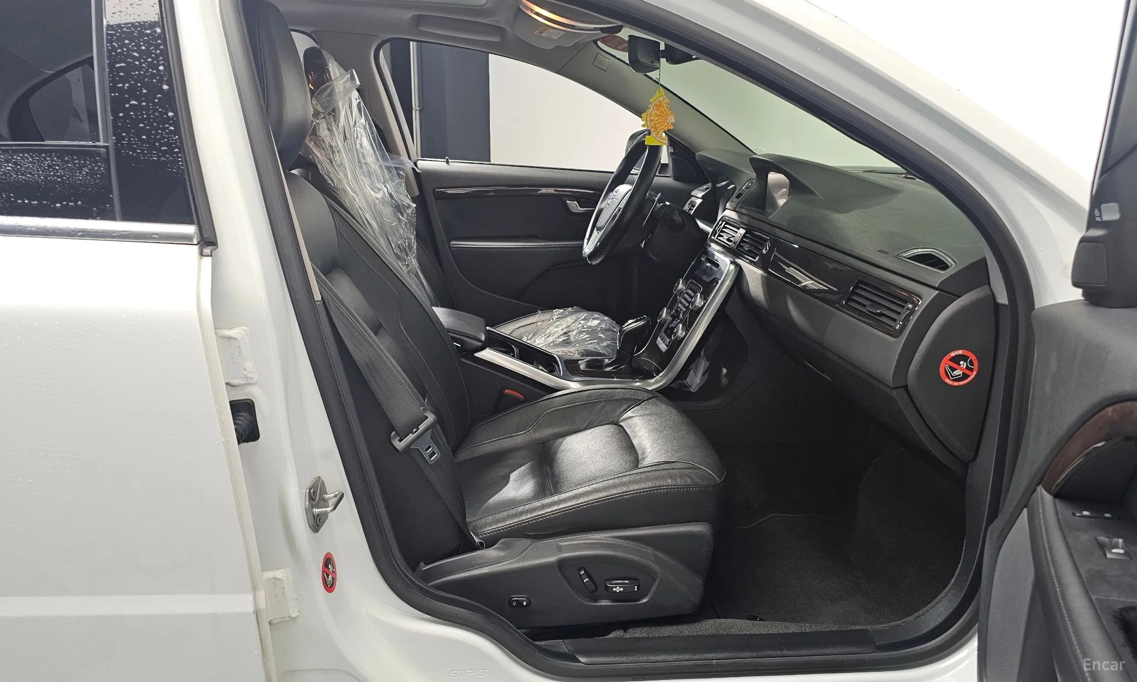 Volvo S80 превью 11