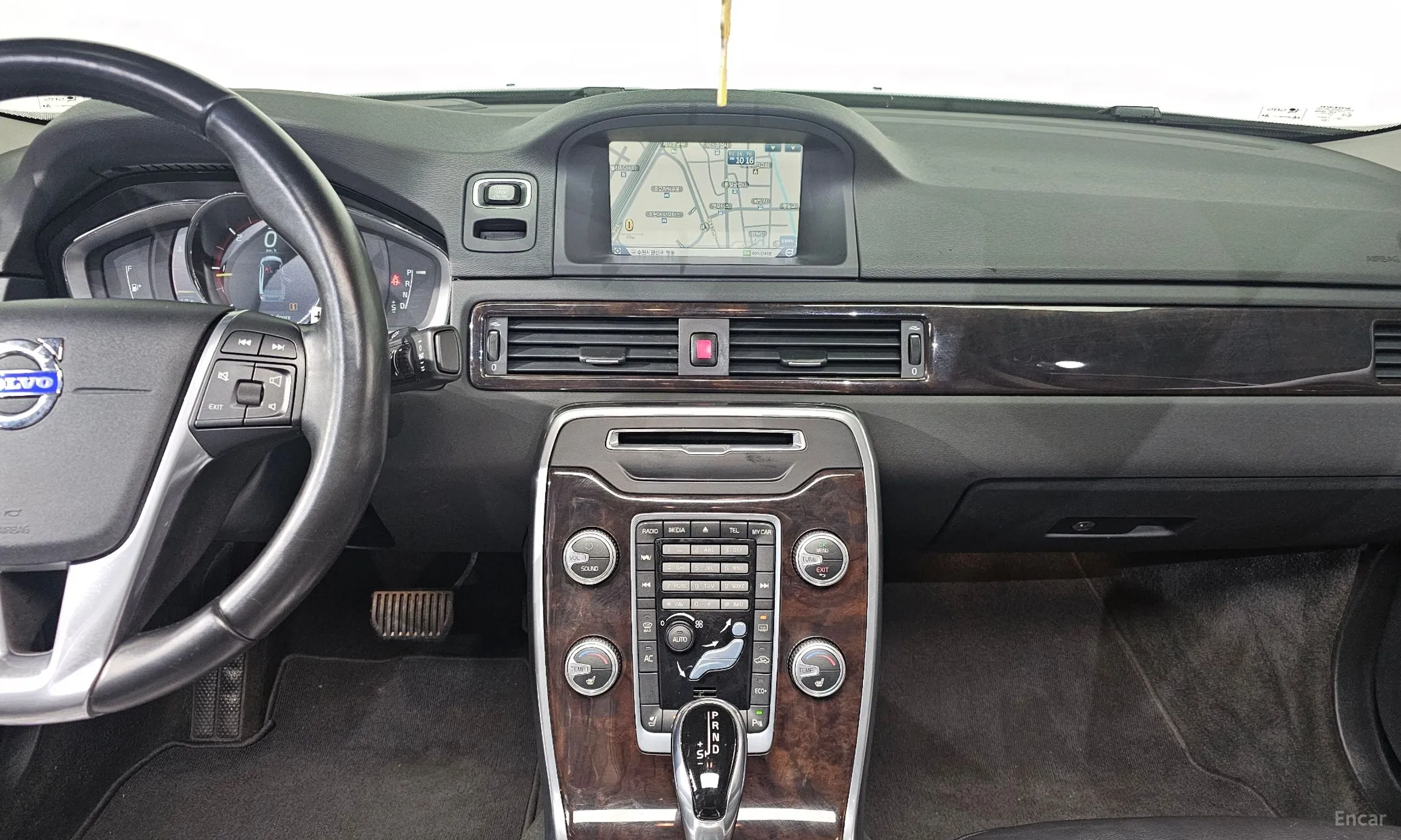 Volvo S80 превью 15