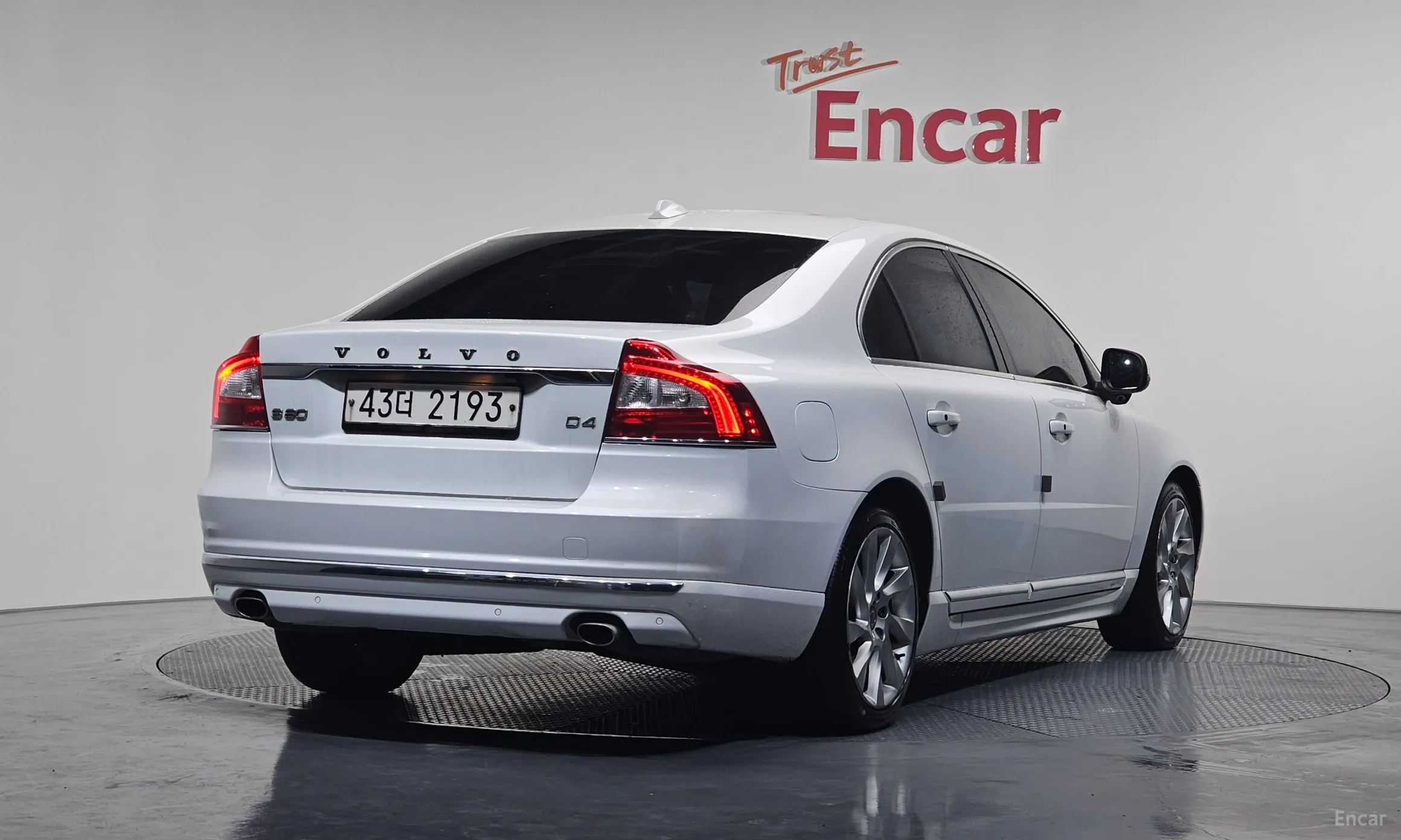 Volvo S80