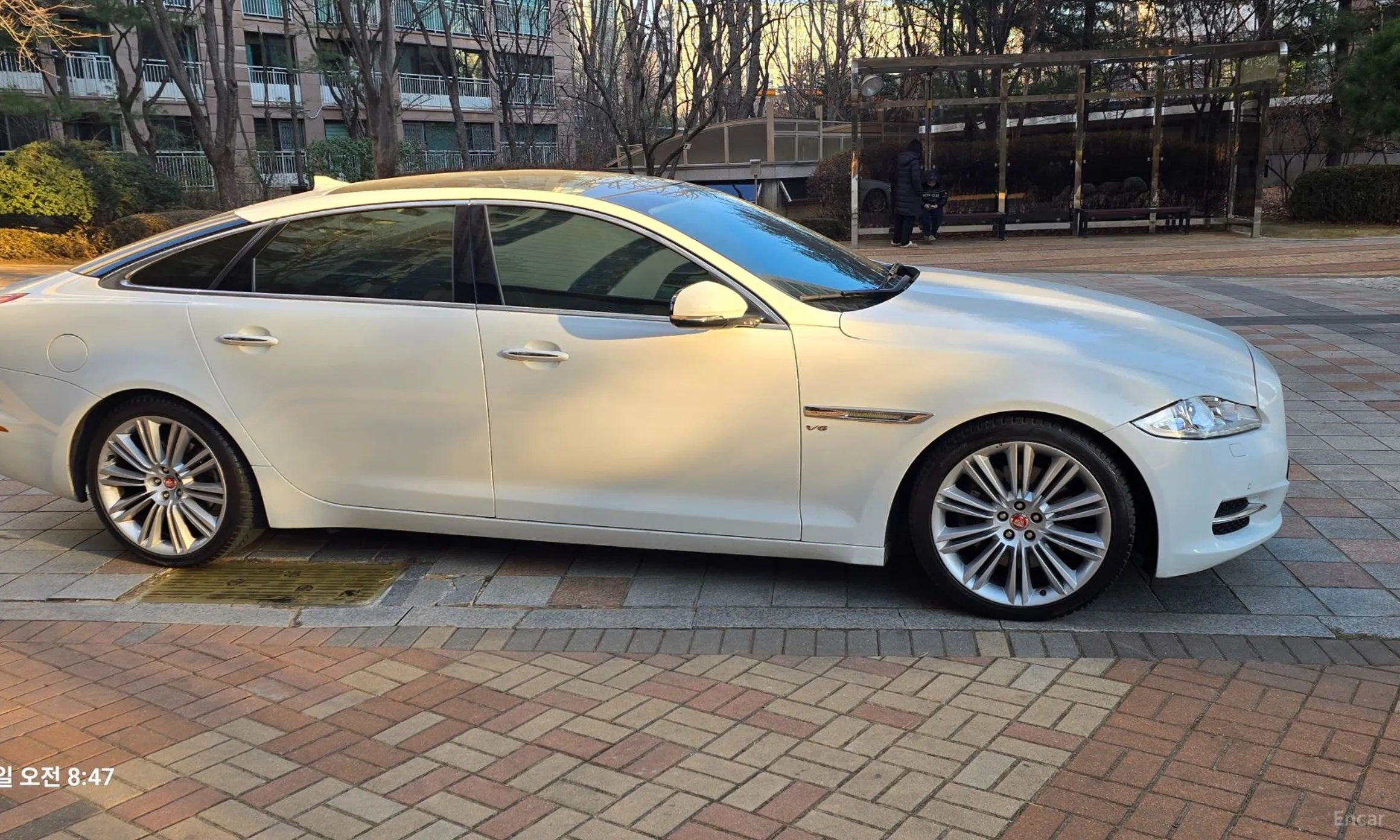 Jaguar All New XJ превью 12