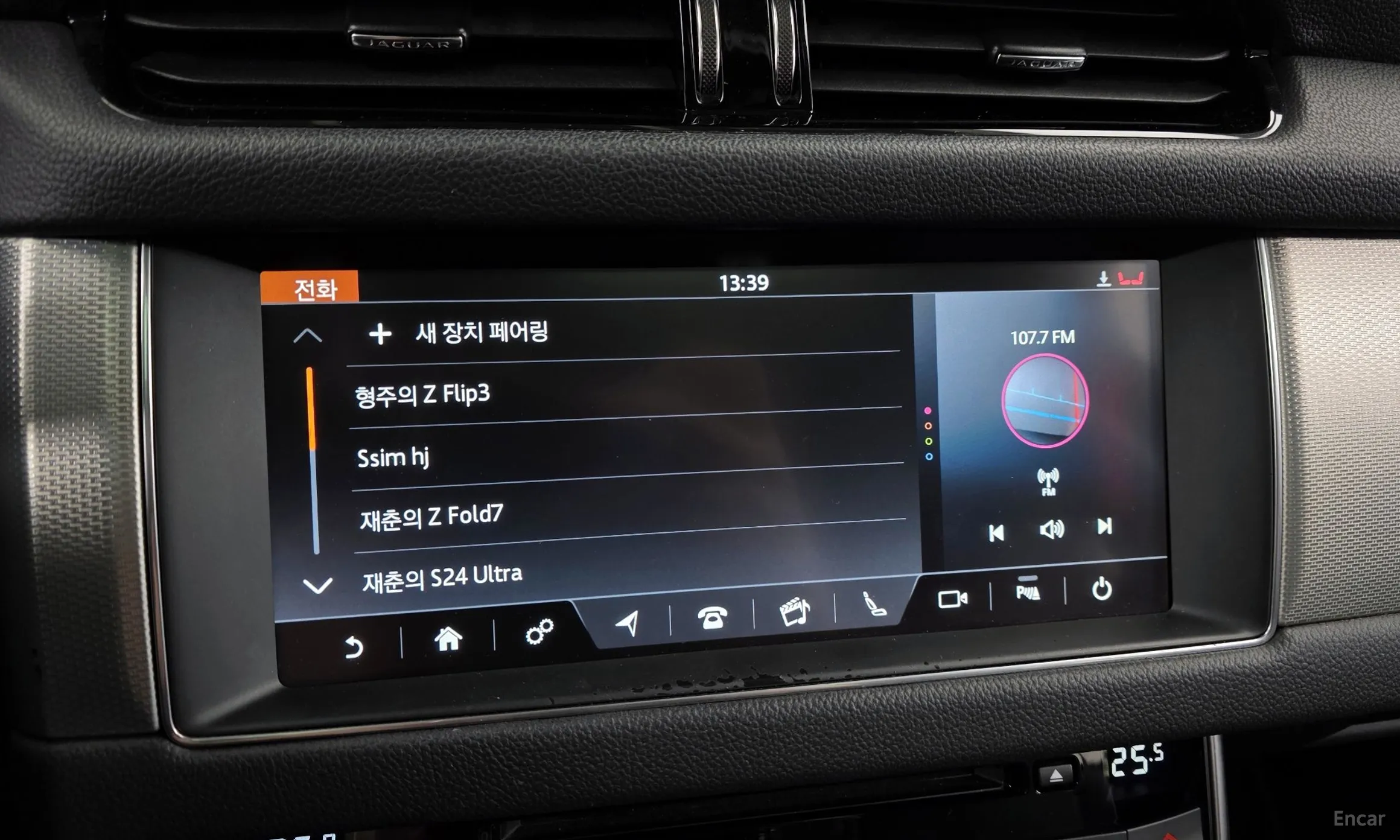 Jaguar XF (x260) превью 16