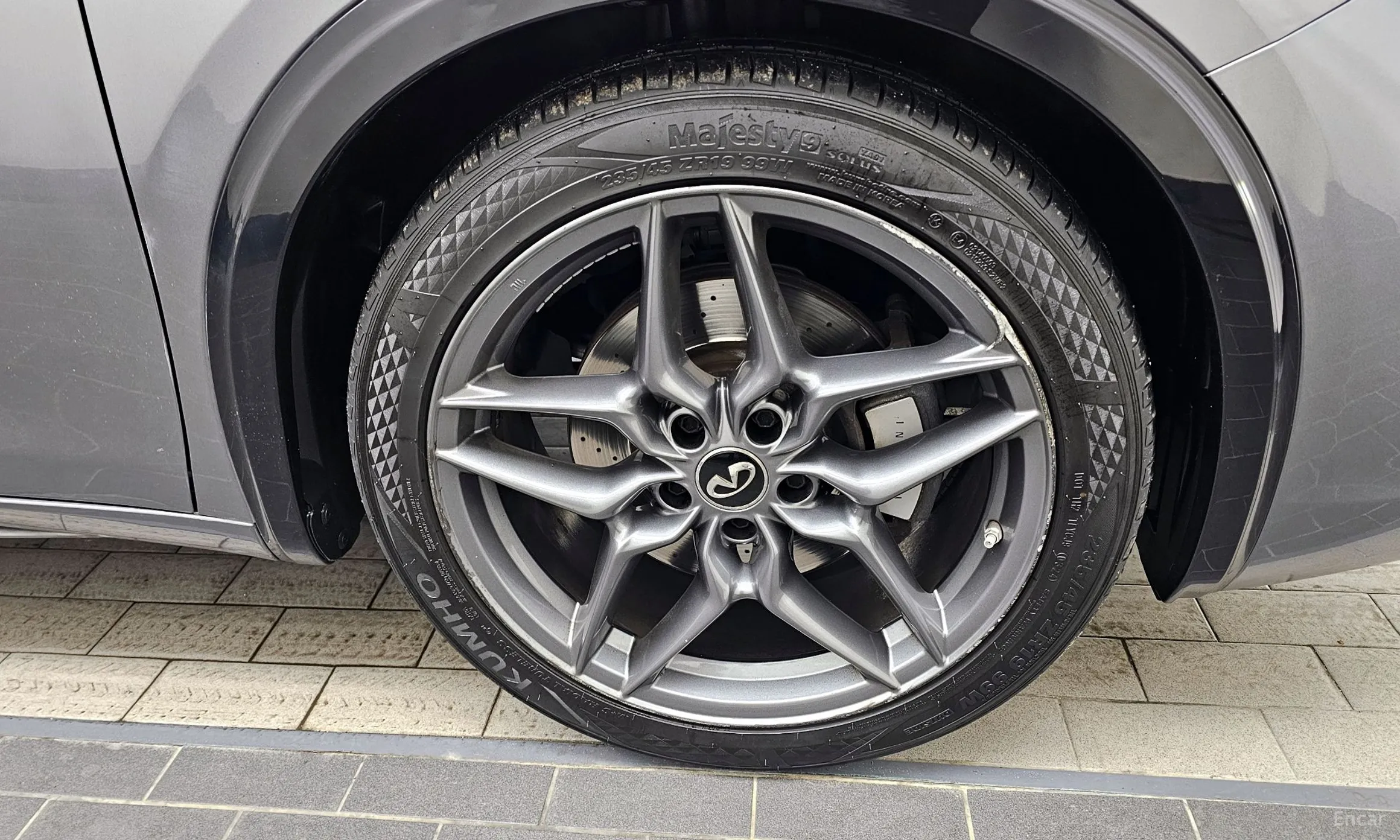 Infiniti Q30 превью 5