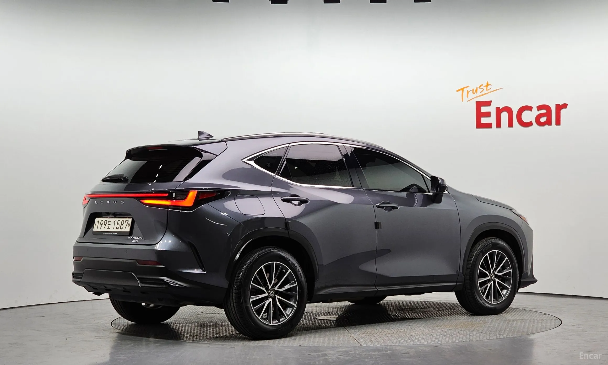 Lexus NX450h + 2nd Gen