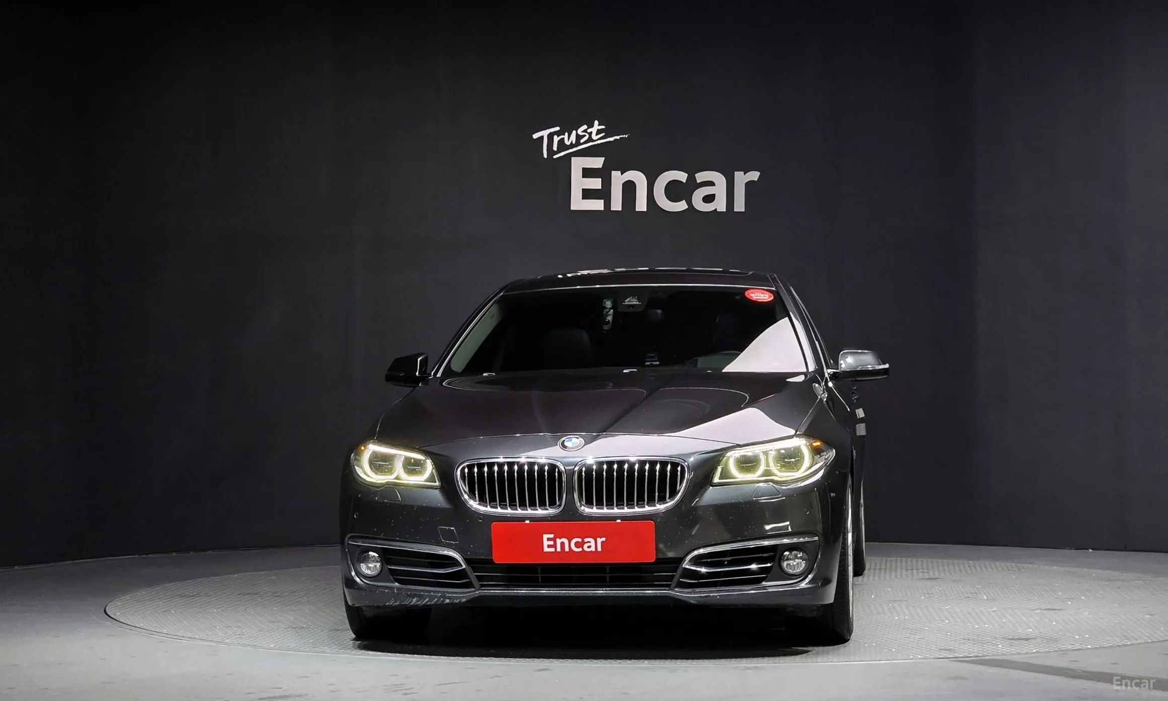 BMW 5 Series (F10) превью 3