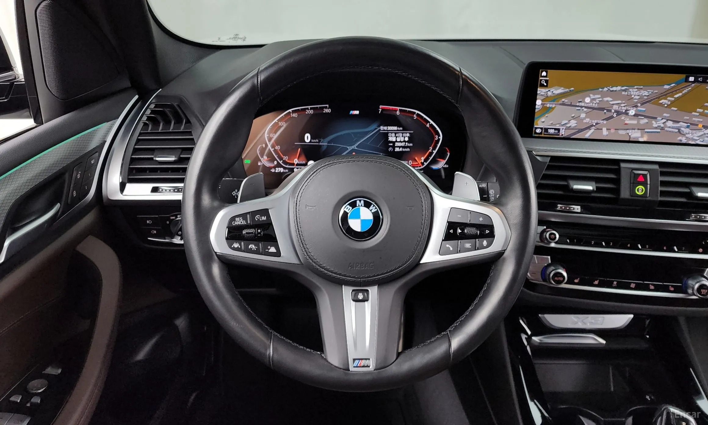 BMW X3 (G01) превью 13